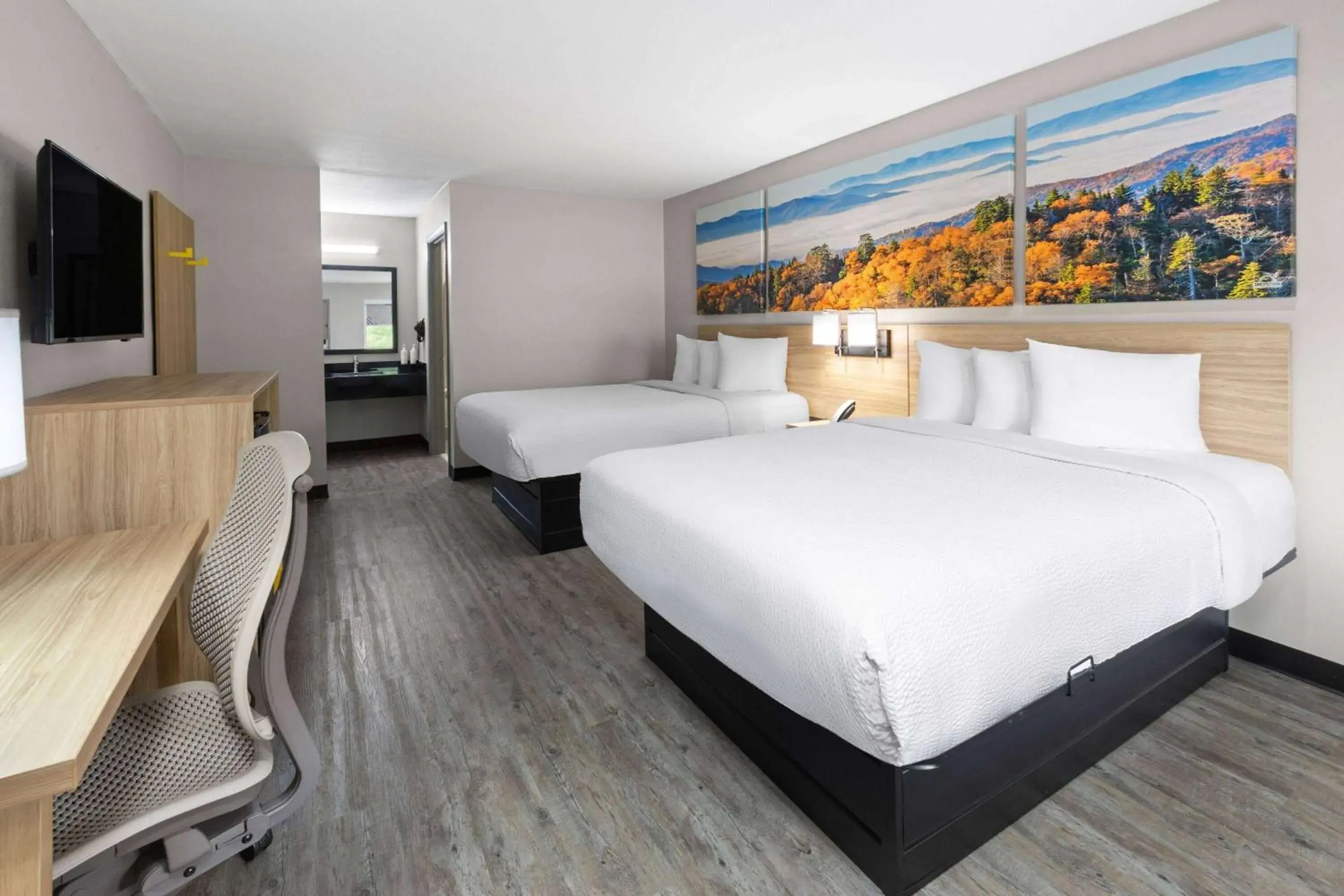 Queen Room with Two Queen Beds - Non-Smoking in Days Inn by Wyndham North Little Rock Maumelle Queen Room with Two Queen Beds - Non-Smoking in Days Inn by Wyndham North Little Rock Maumelle