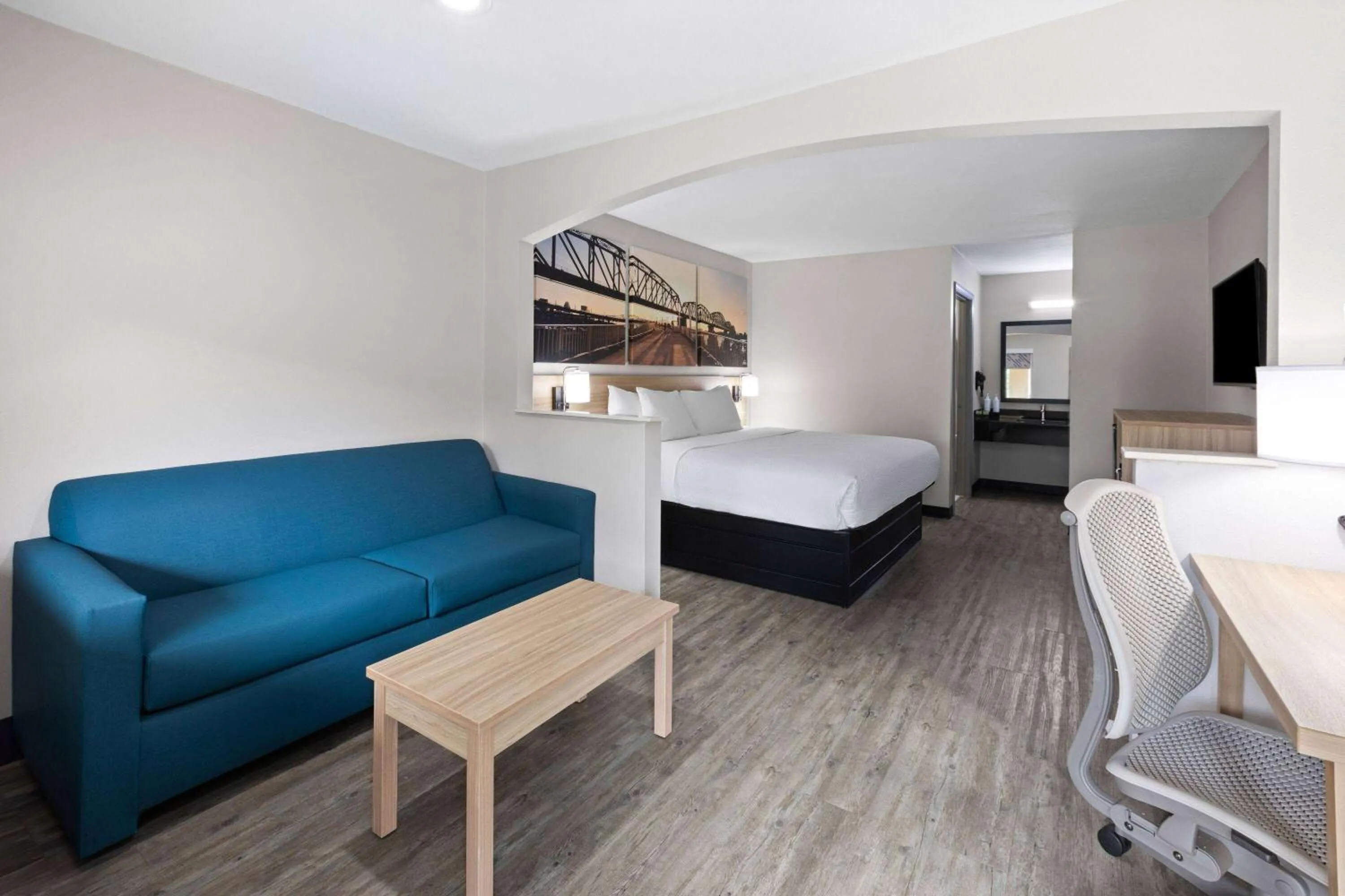 Photo of the whole room, Bed in Days Inn by Wyndham North Little Rock Maumelle