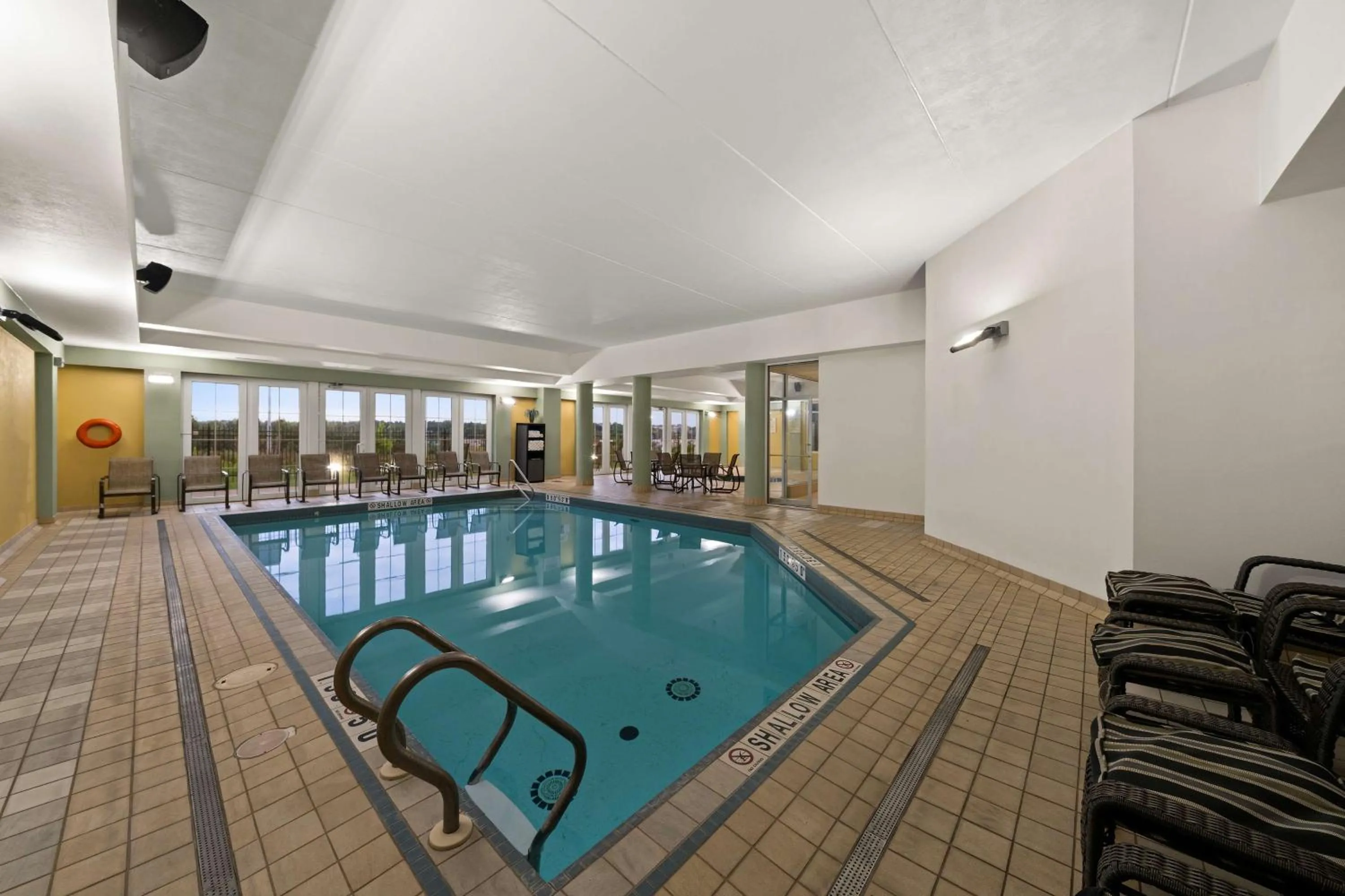 Pool view in Best Western Plus Orangeville Inn & Suites