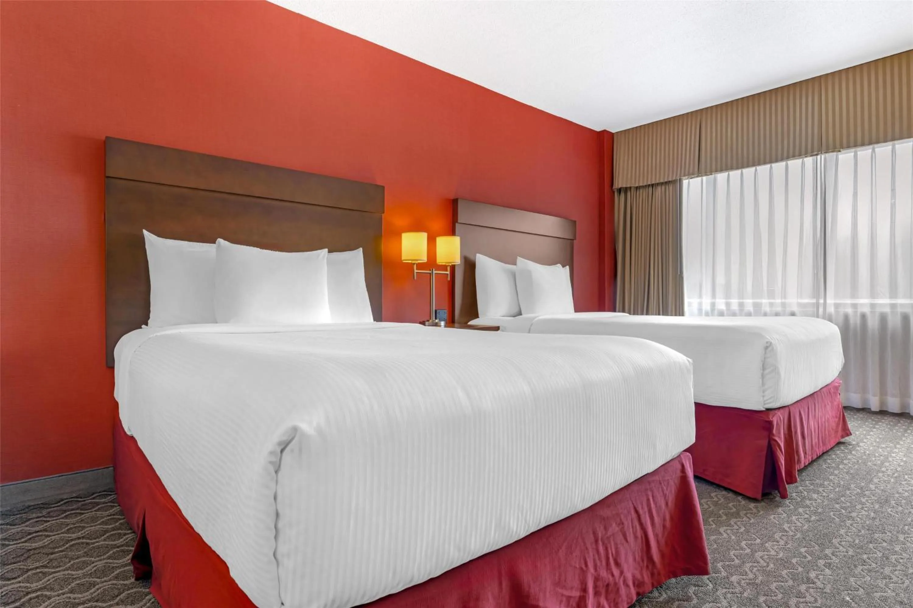 Bedroom, Bed in Best Western Terrace Inn