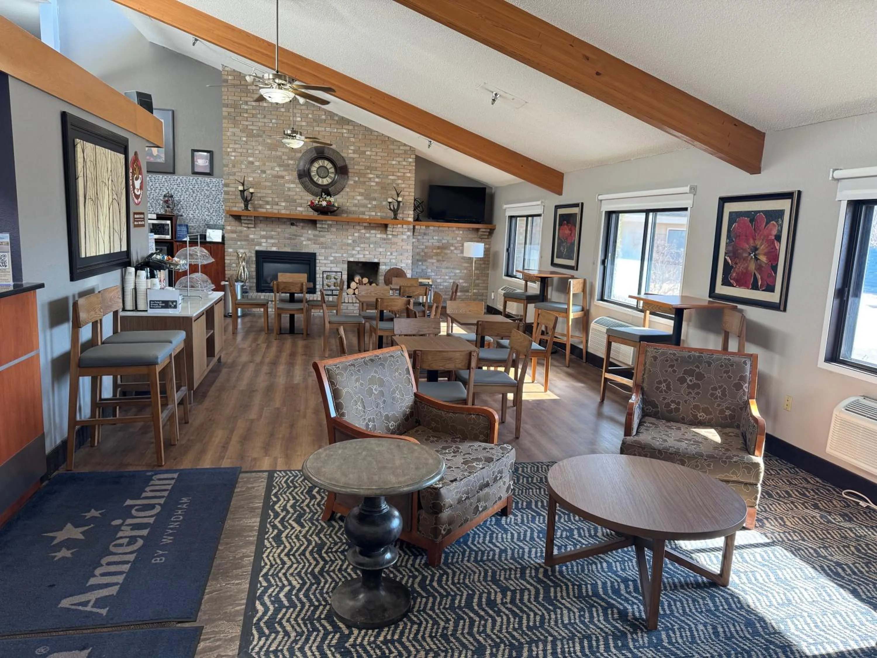 Breakfast in AmericInn by Wyndham Albert Lea