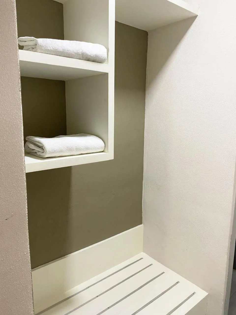 wardrobe in Hotel Unico