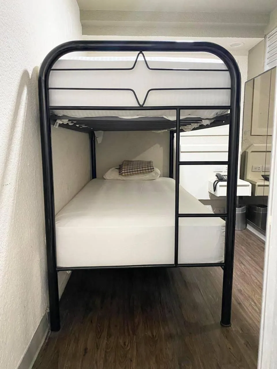 bunk bed, Bed in Hotel Unico