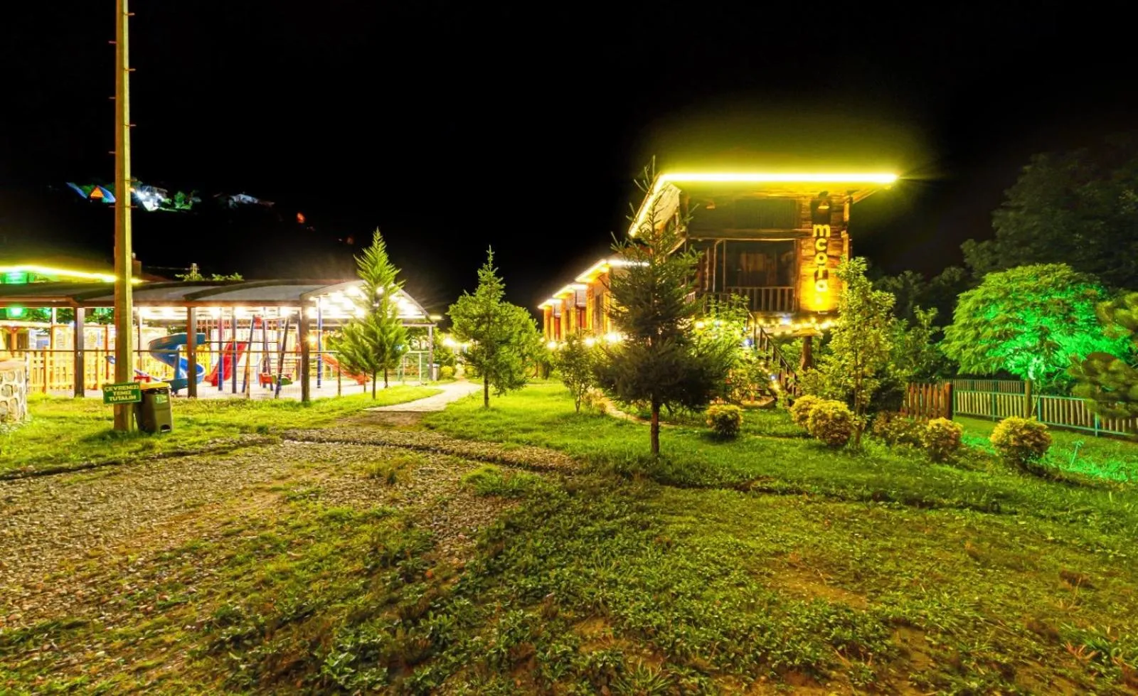 Night in Mcora Tatil Köyü