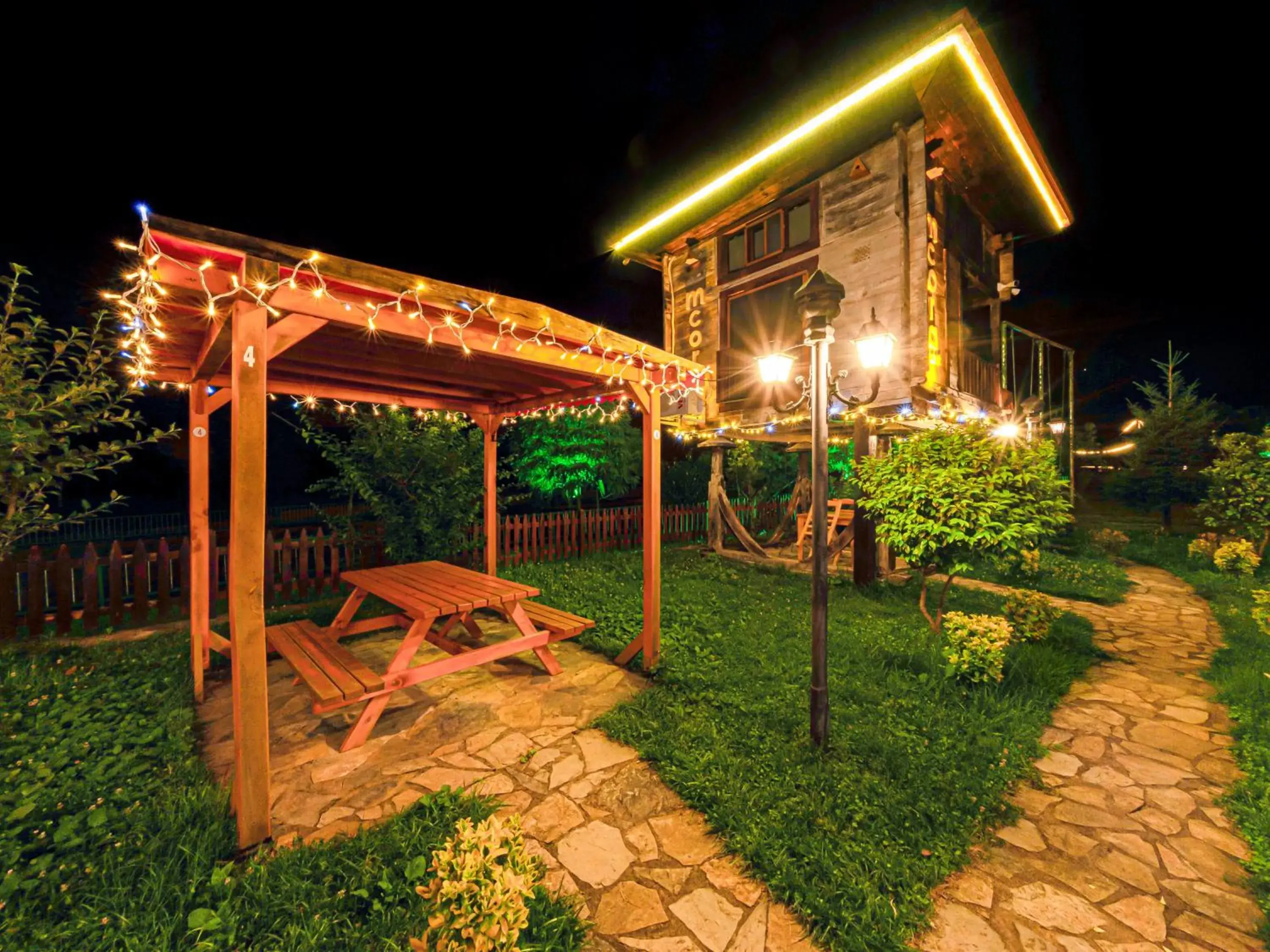 Restaurant/places to eat in Mcora Tatil Köyü Restaurant/places to eat in Mcora Tatil Köyü