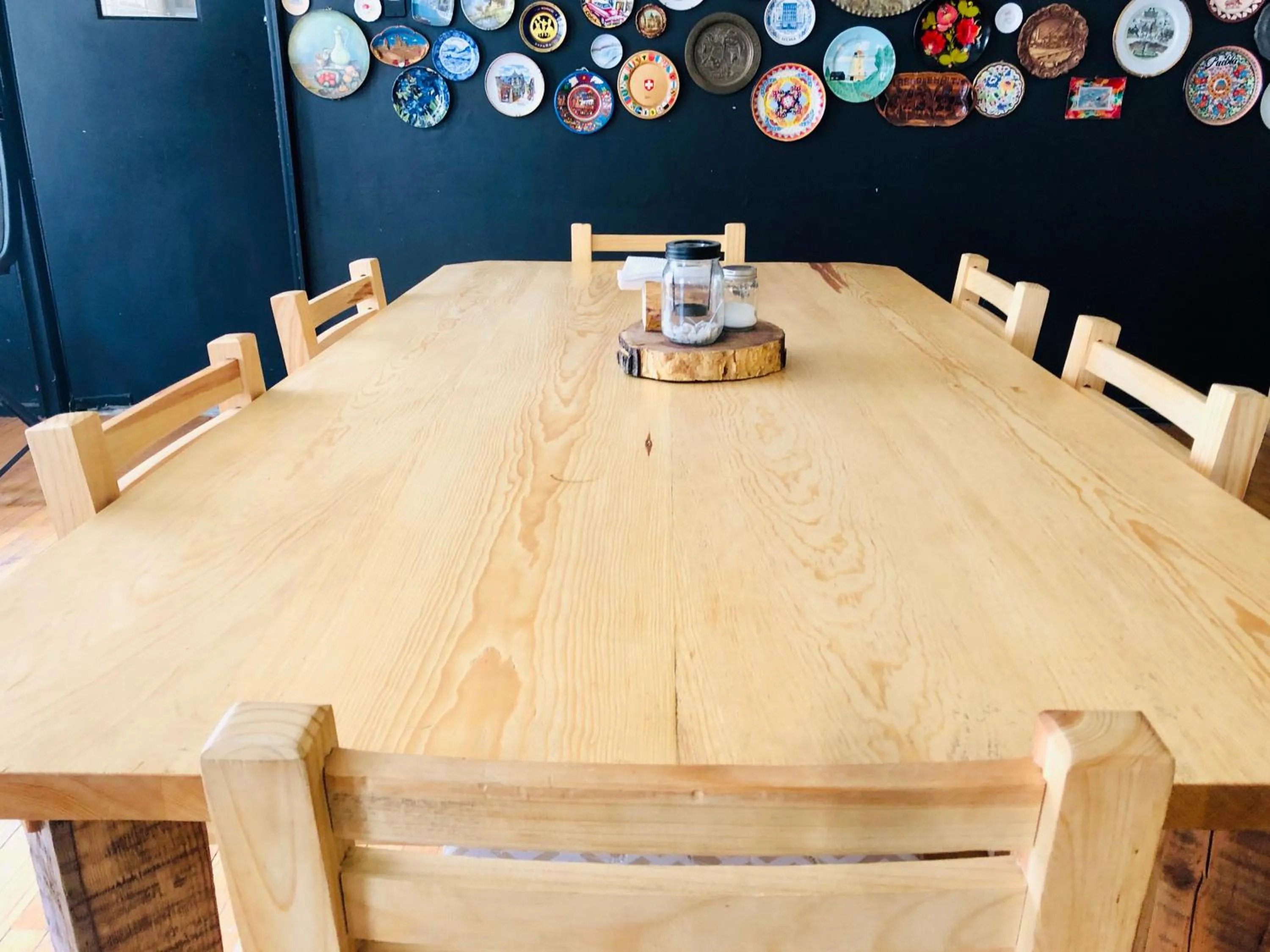 Dining area in Hostal Kuira Bá by Rotamundos