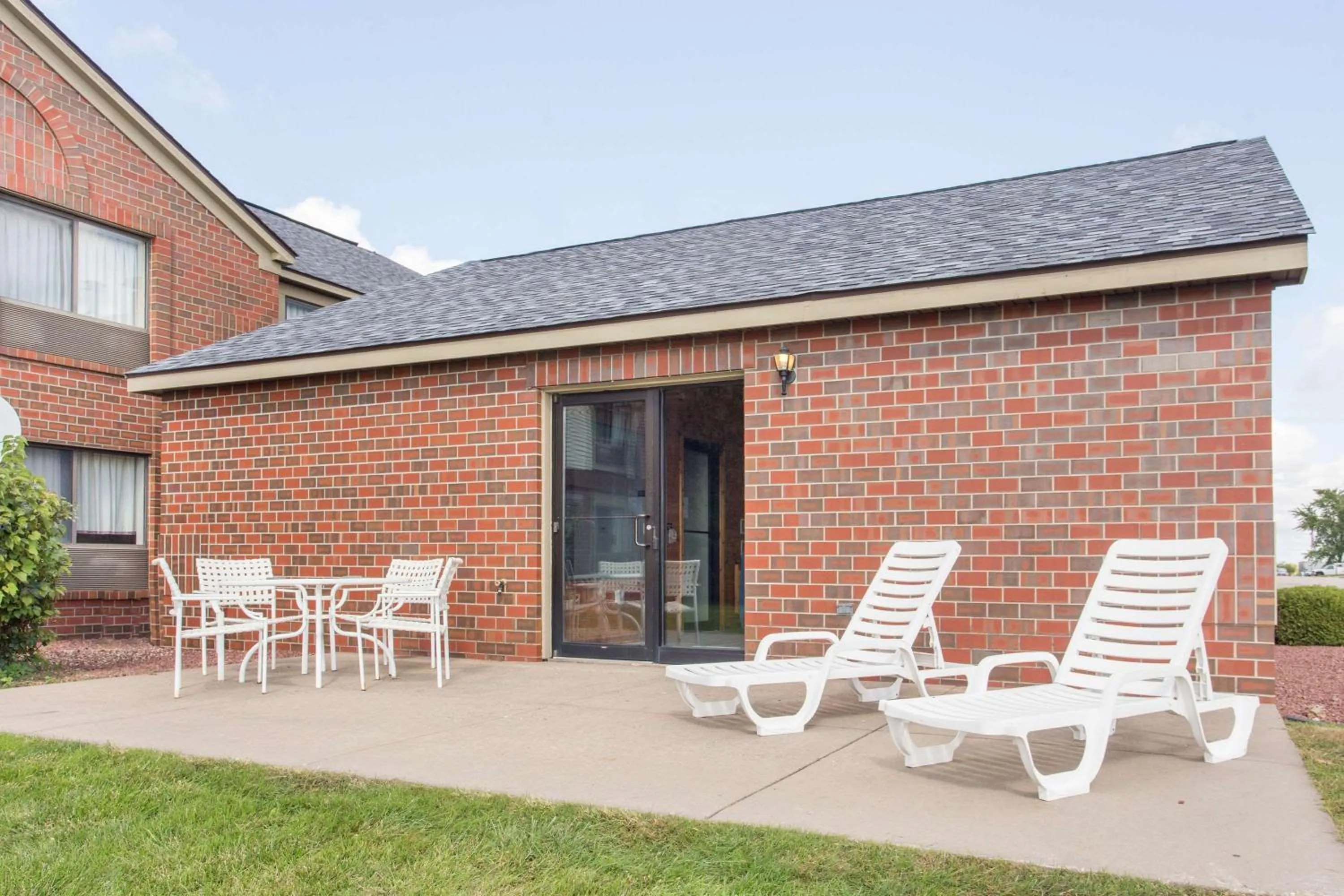 On site in Super 8 by Wyndham Dodgeville