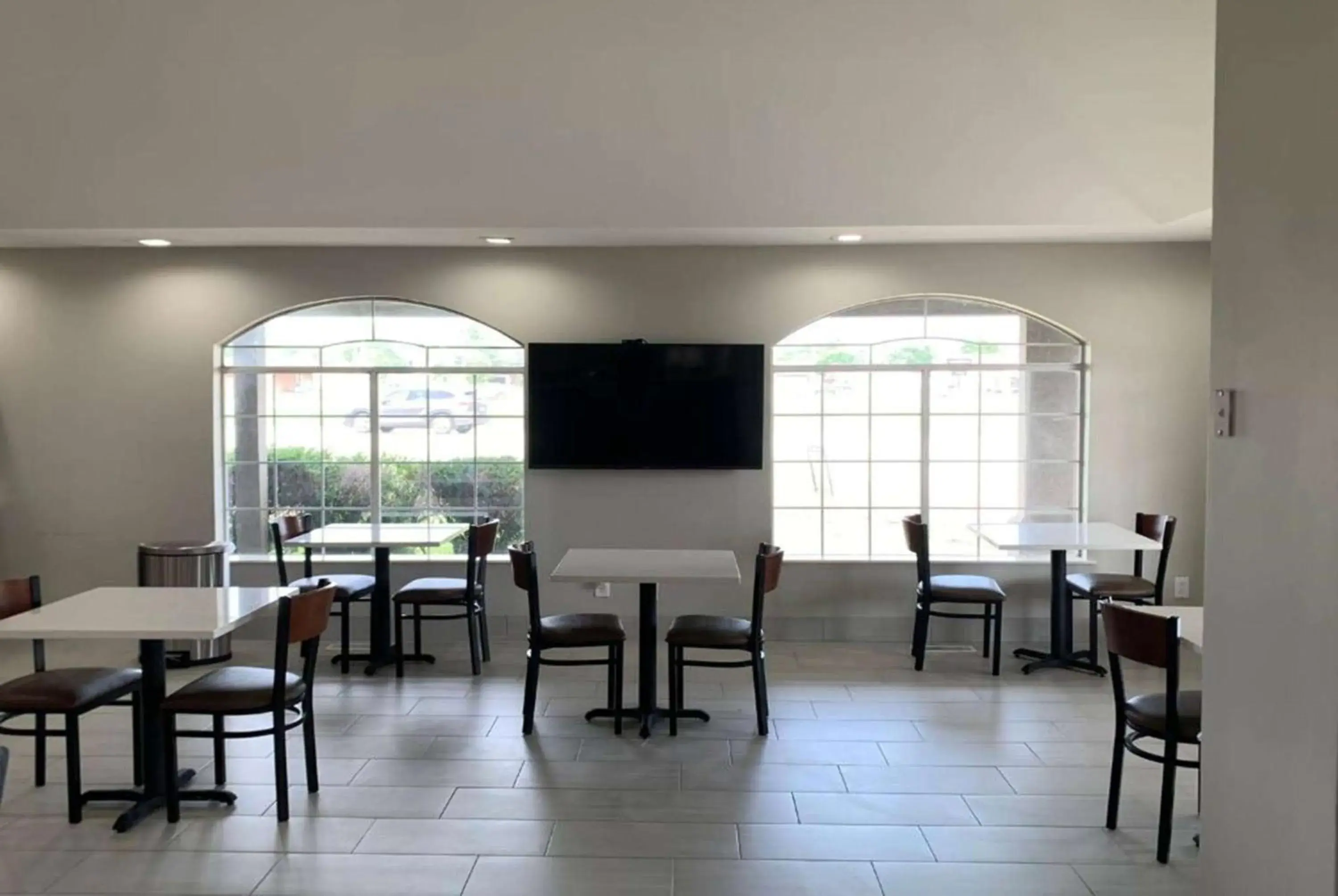 Lobby or reception in Days Inn by Wyndham Wagoner Lobby or reception in Days Inn by Wyndham Wagoner