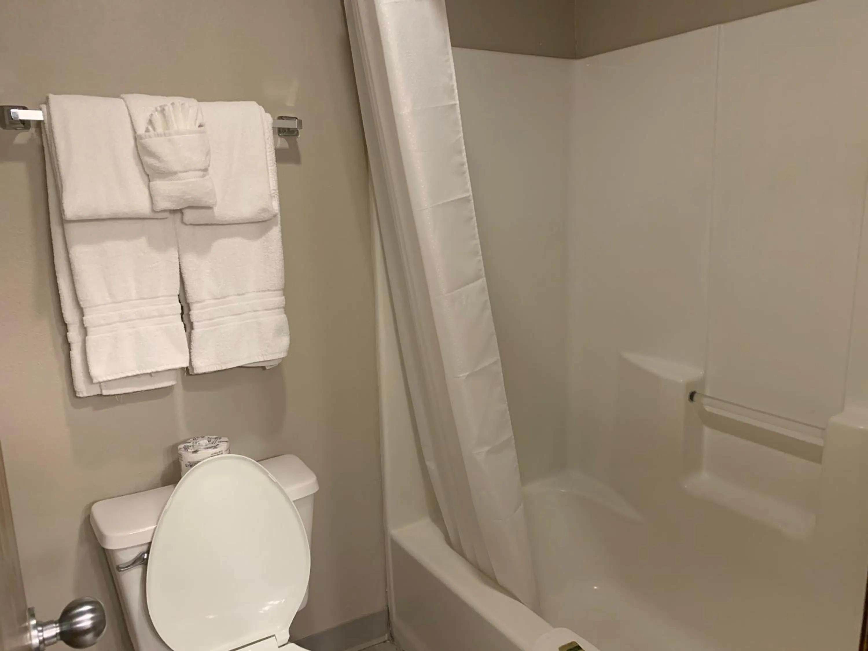 Bathroom in Sandhill Inn & Suites