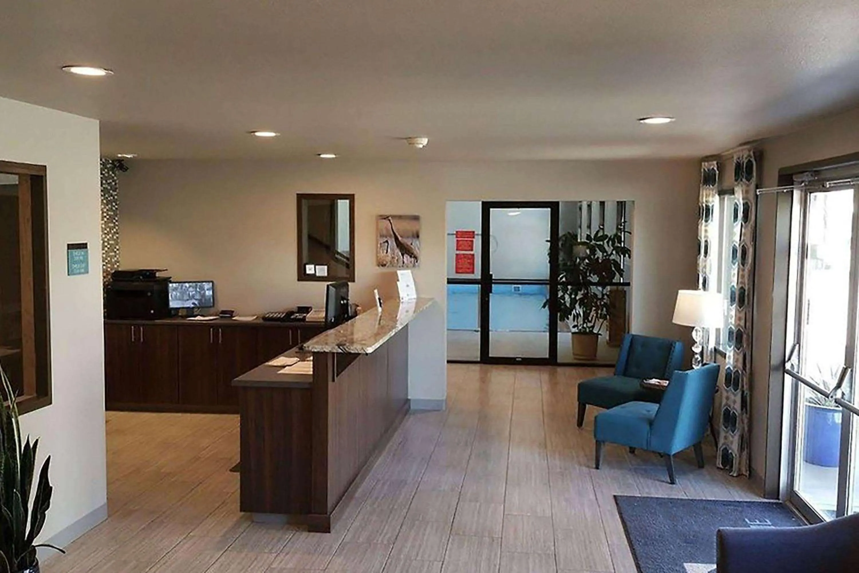 Lobby or reception, Lobby/Reception in Sandhill Inn & Suites