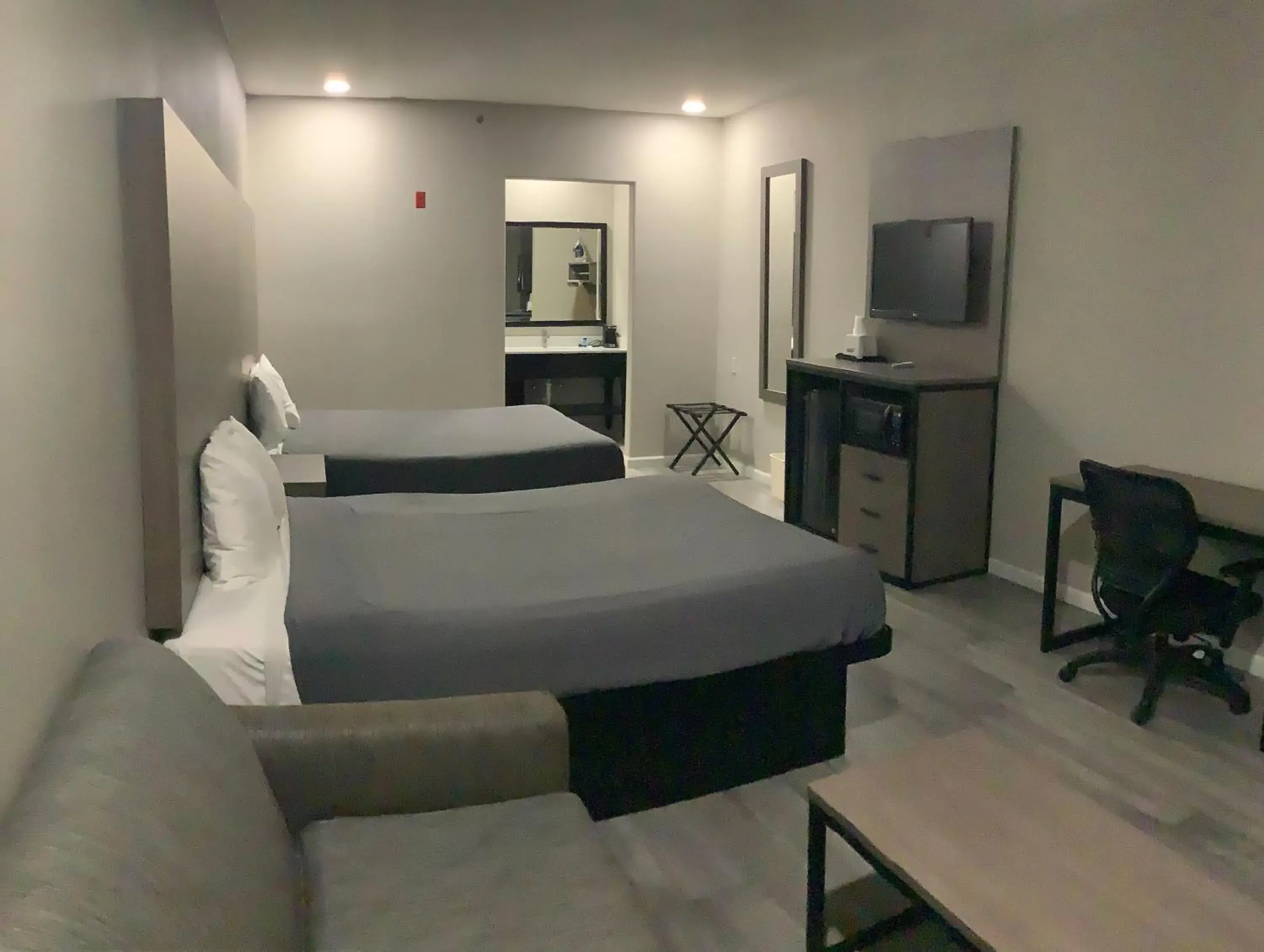 Bedroom, Bed in Americas Best Value Inn & Suites San Benito Bedroom, Bed in Americas Best Value Inn & Suites San Benito