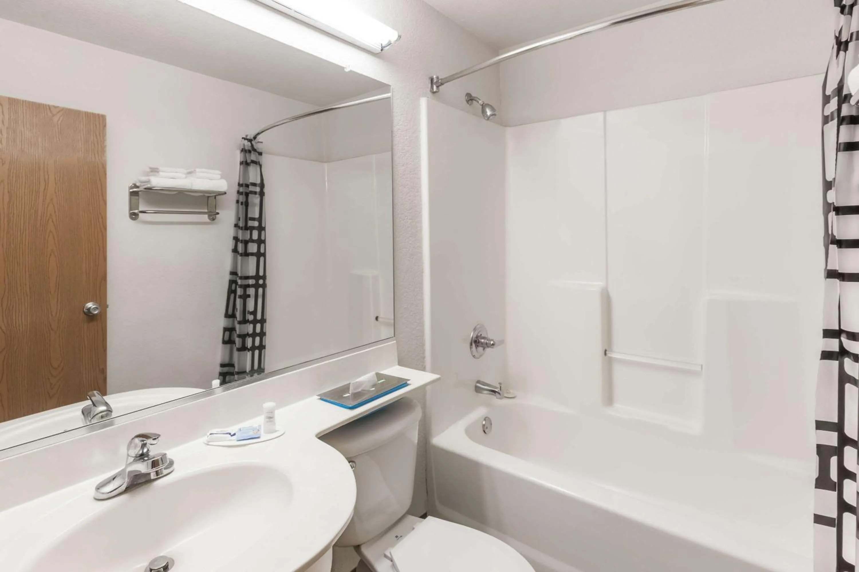 Bathroom in Microtel Inn & Suites by Wyndham Ardmore