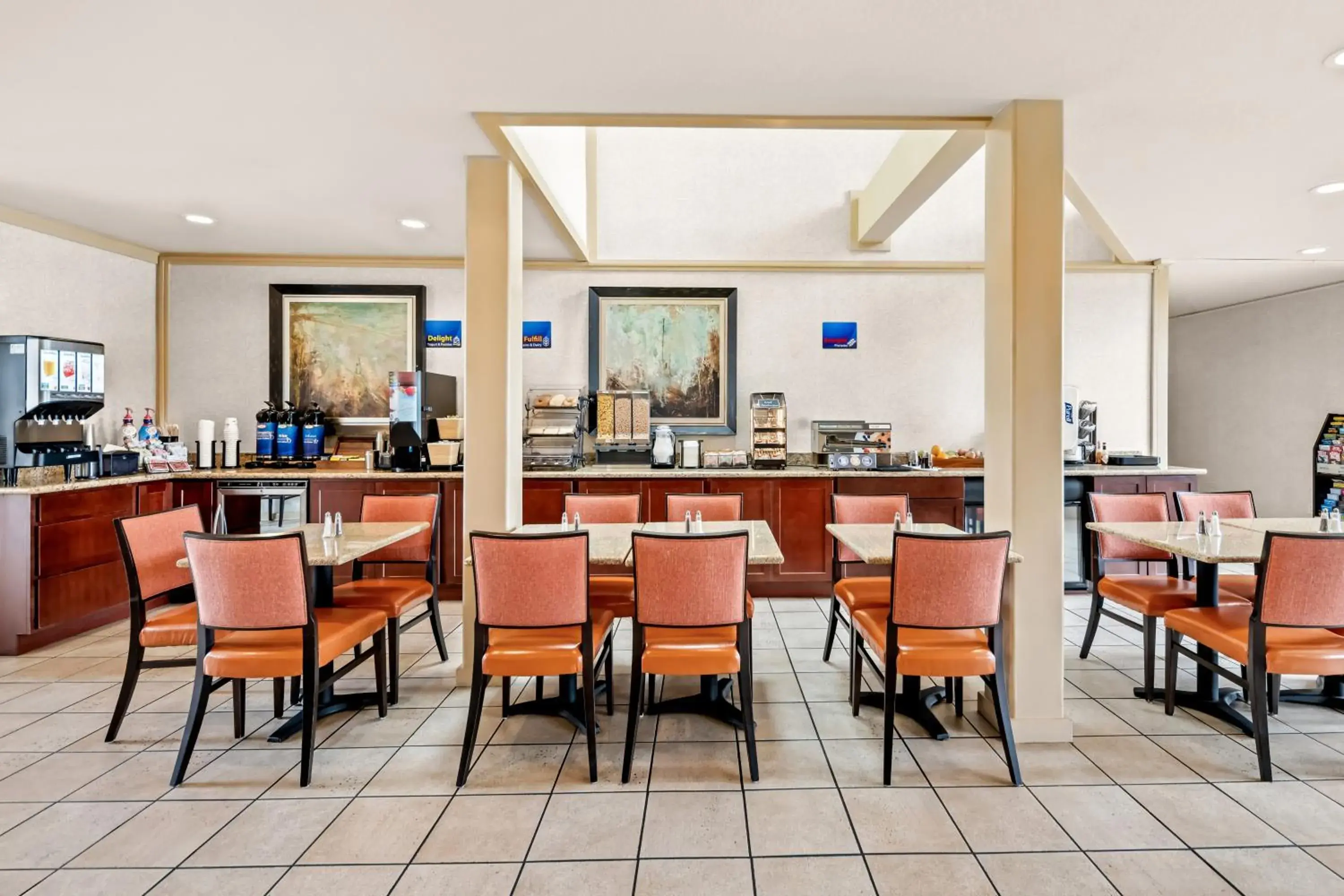 Breakfast in Best Western De Anza Inn Breakfast in Best Western De Anza Inn