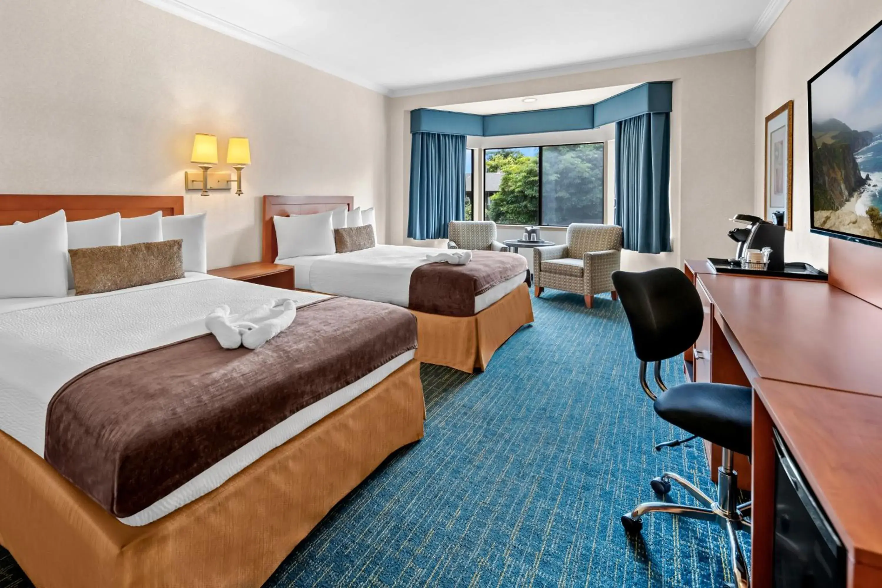 Bedroom, Bed in Best Western De Anza Inn Bedroom, Bed in Best Western De Anza Inn