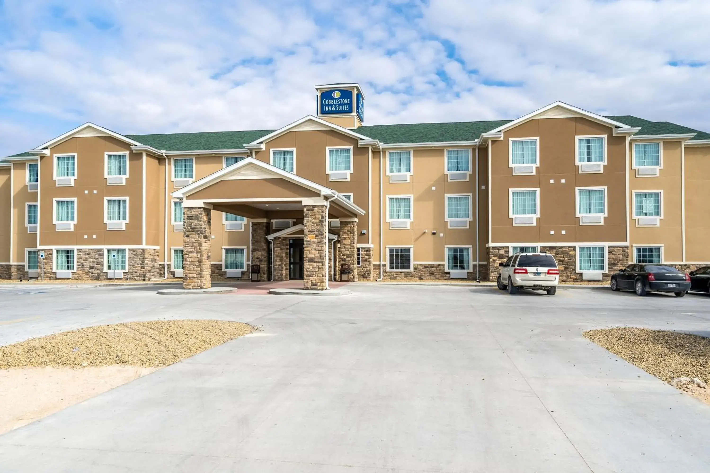 Property building in Cobblestone Inn & Suites - Kermit Property building in Cobblestone Inn & Suites - Kermit