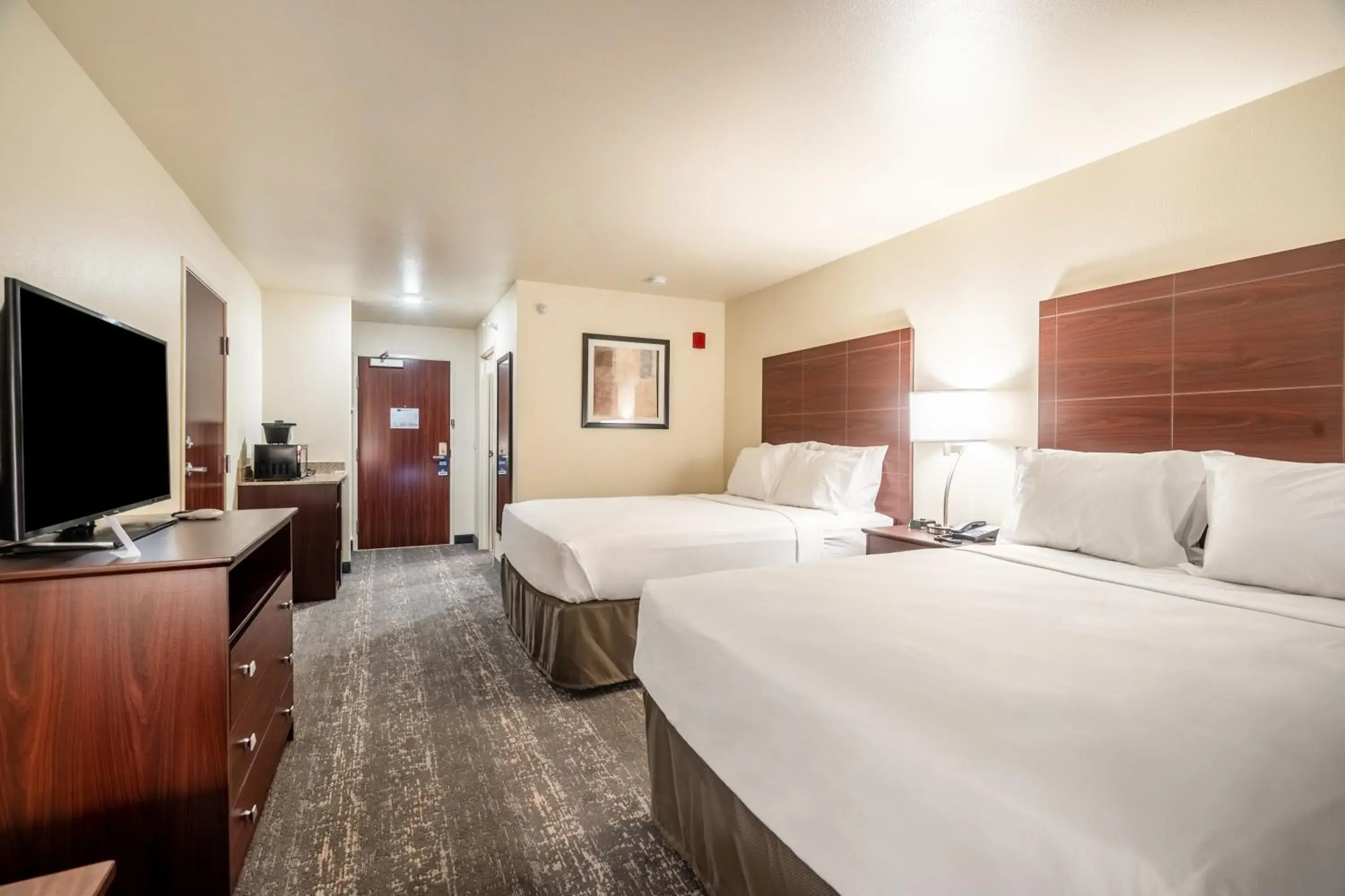 Bed in Cobblestone Inn & Suites - Kermit Bed in Cobblestone Inn & Suites - Kermit