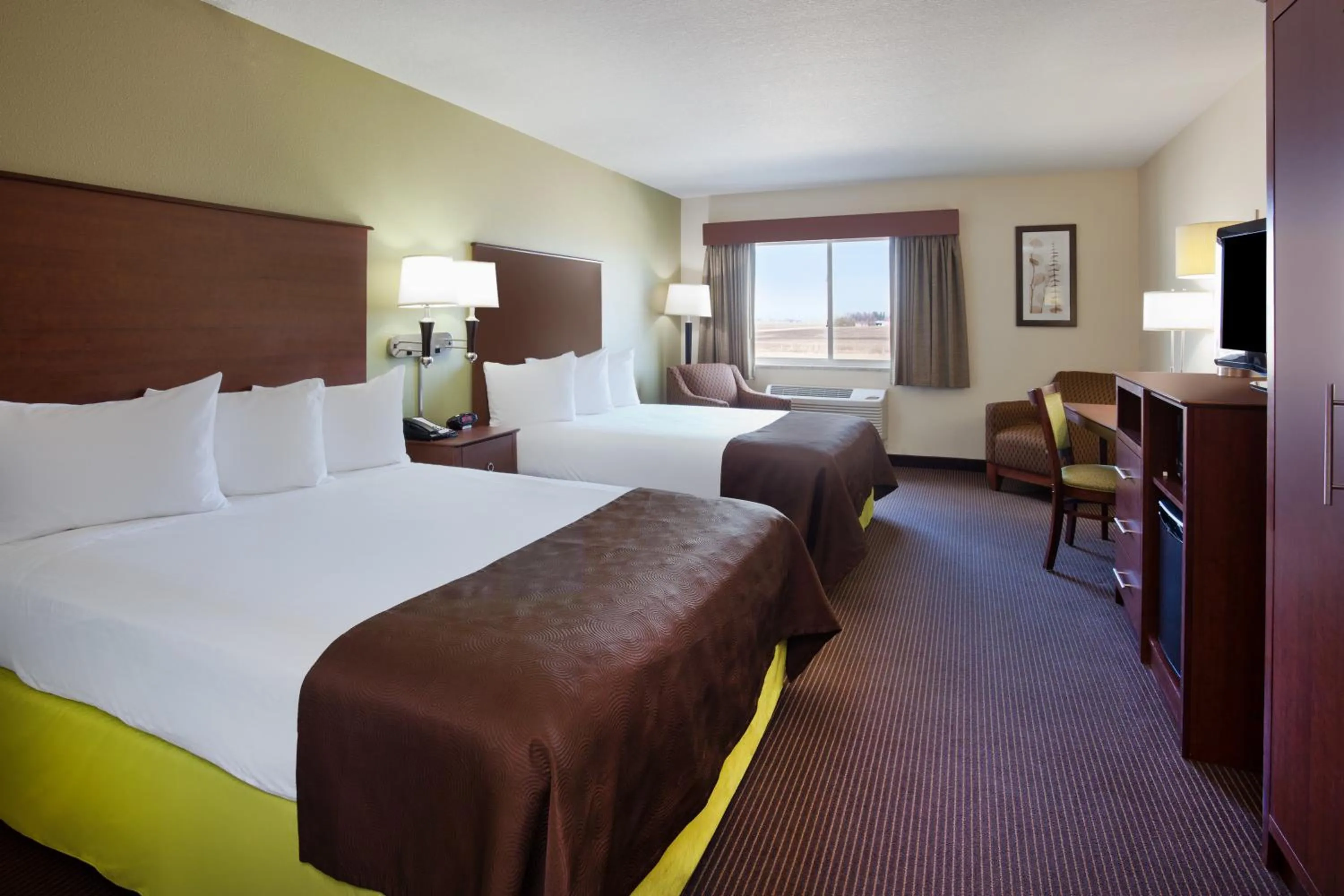 Photo of the whole room, Bed in AmericInn by Wyndham Osage