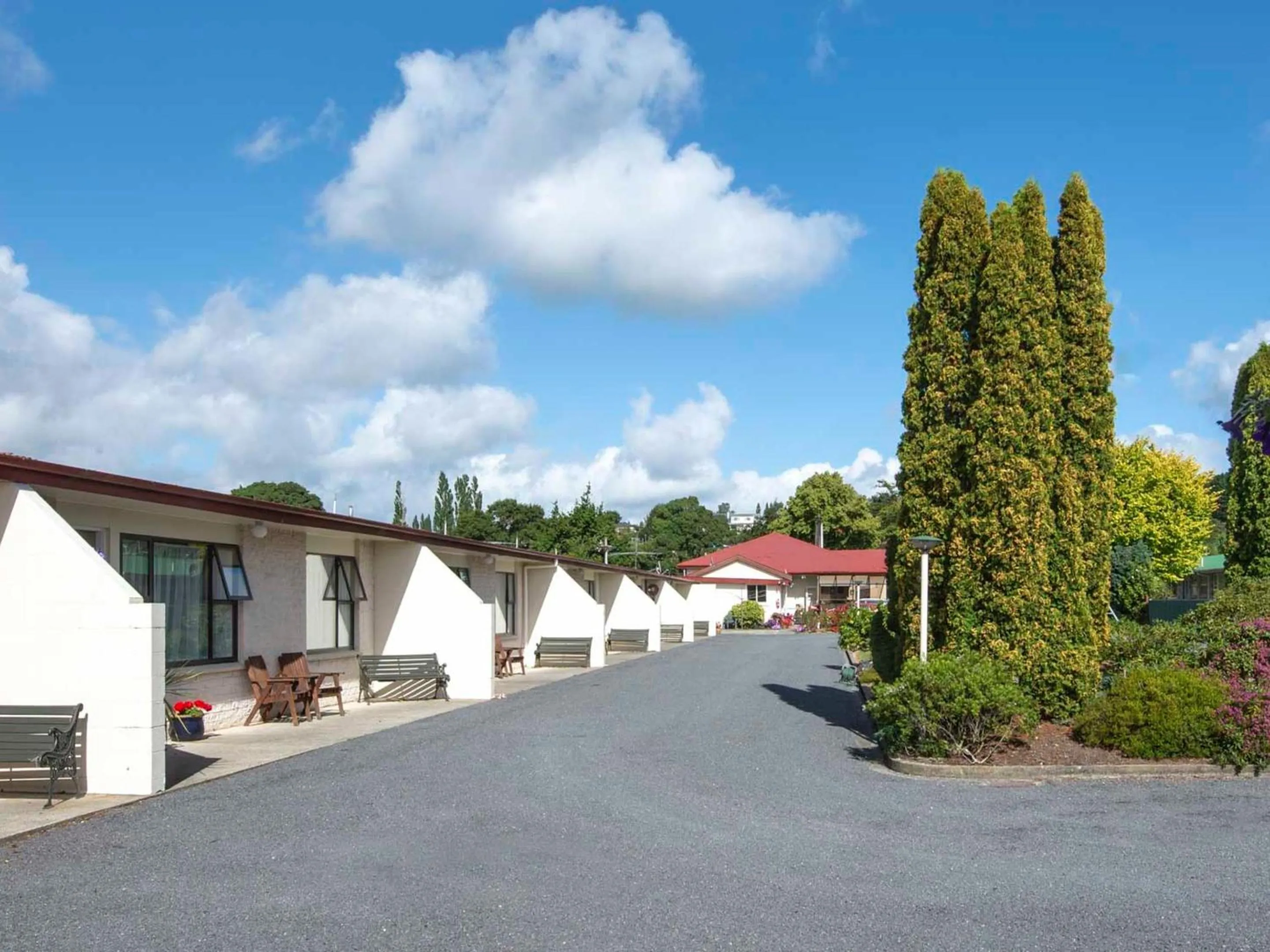 Property building in ASURE Oakleigh Motel