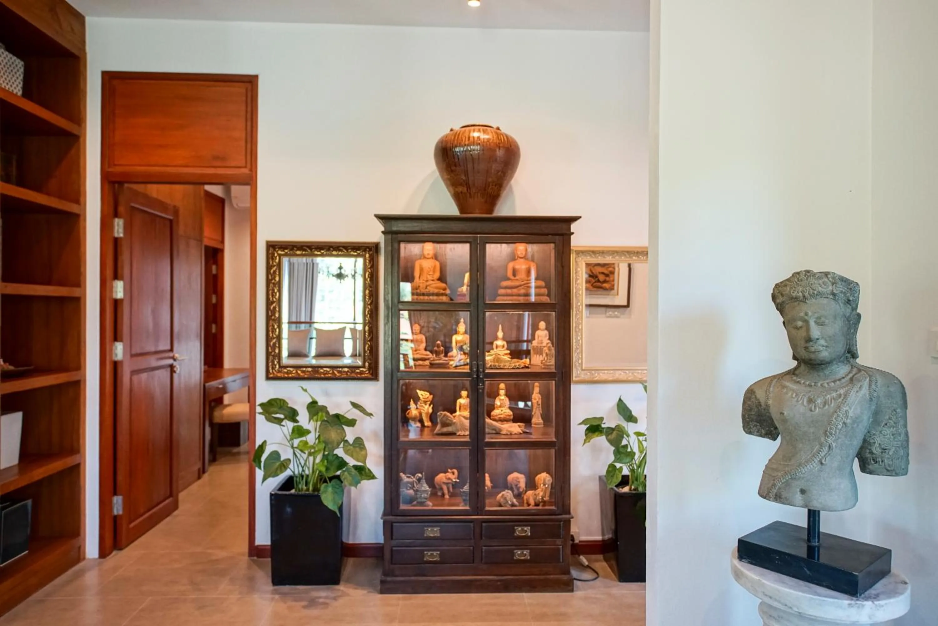 Other in Mae Rim Grace