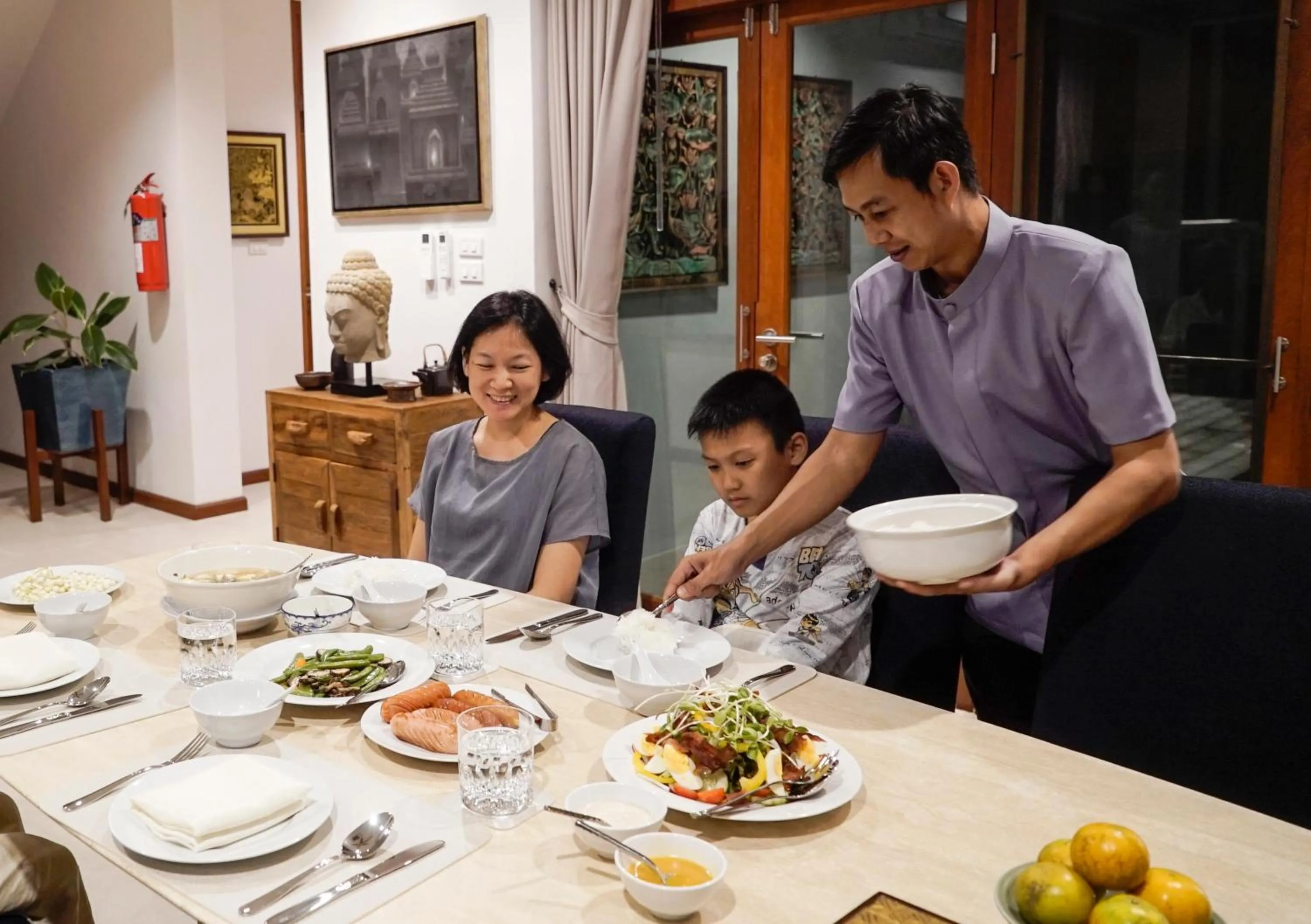 Staff in Mae Rim Grace