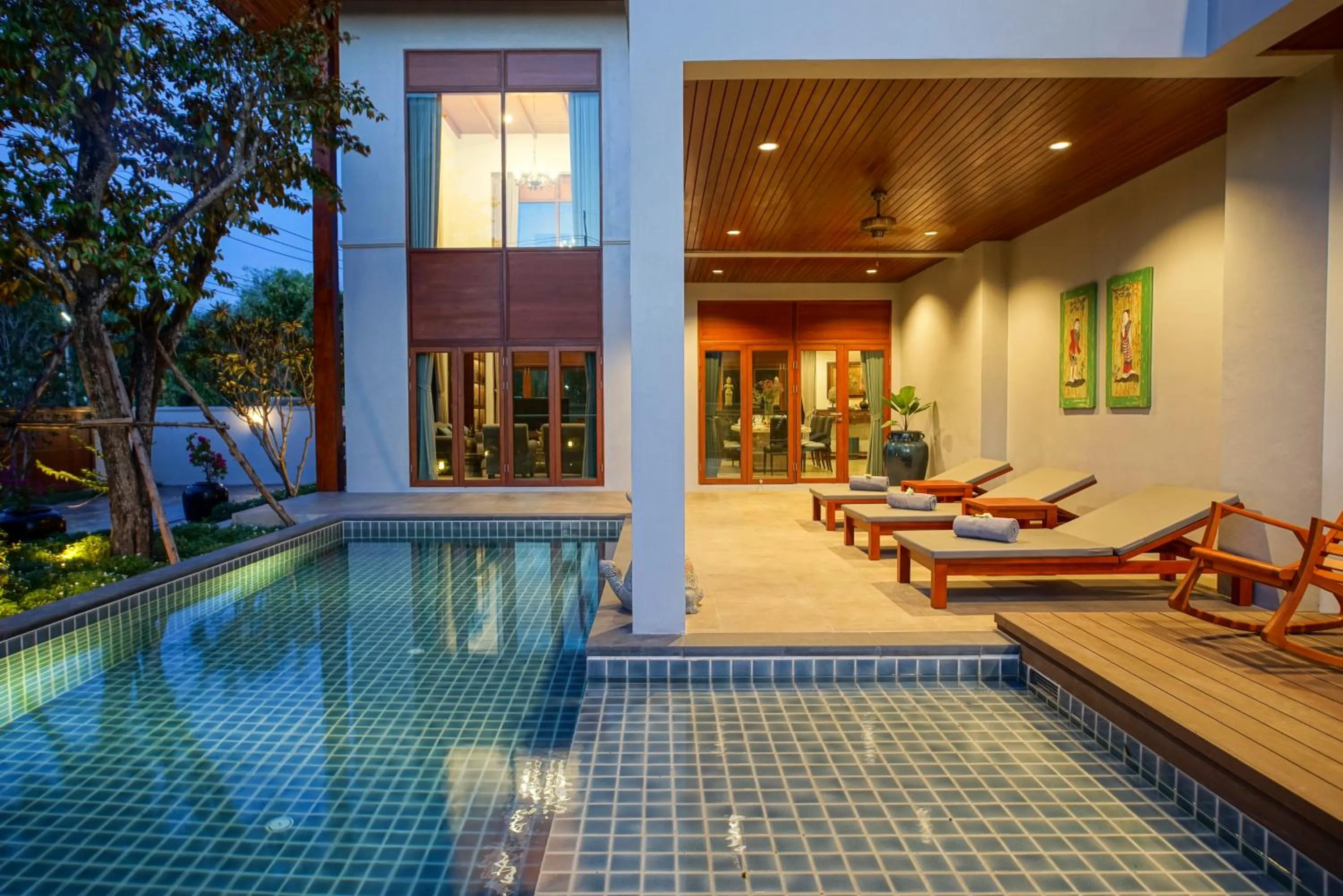 Swimming pool in Mae Rim Grace