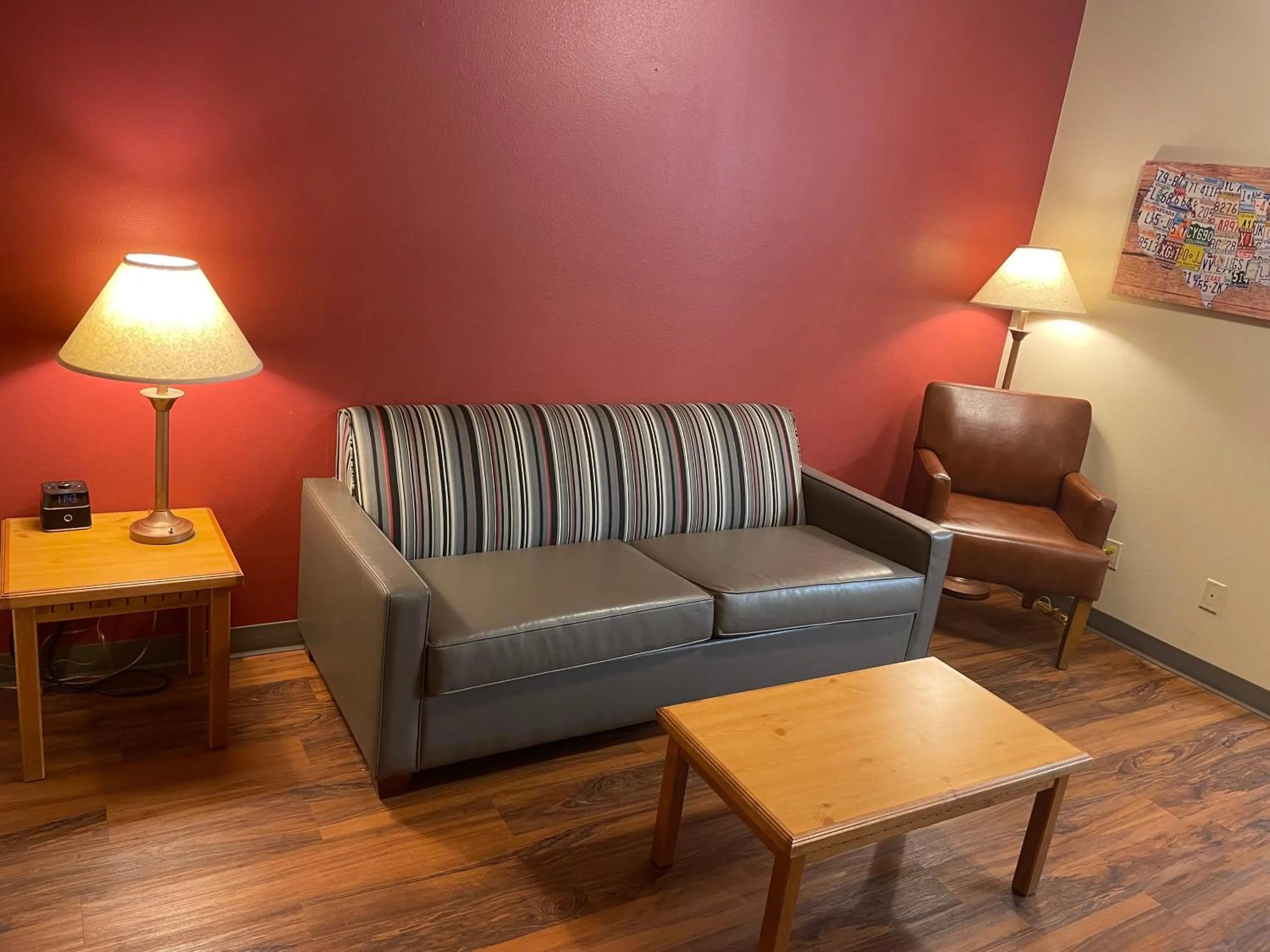 Harmony Inn & Suites