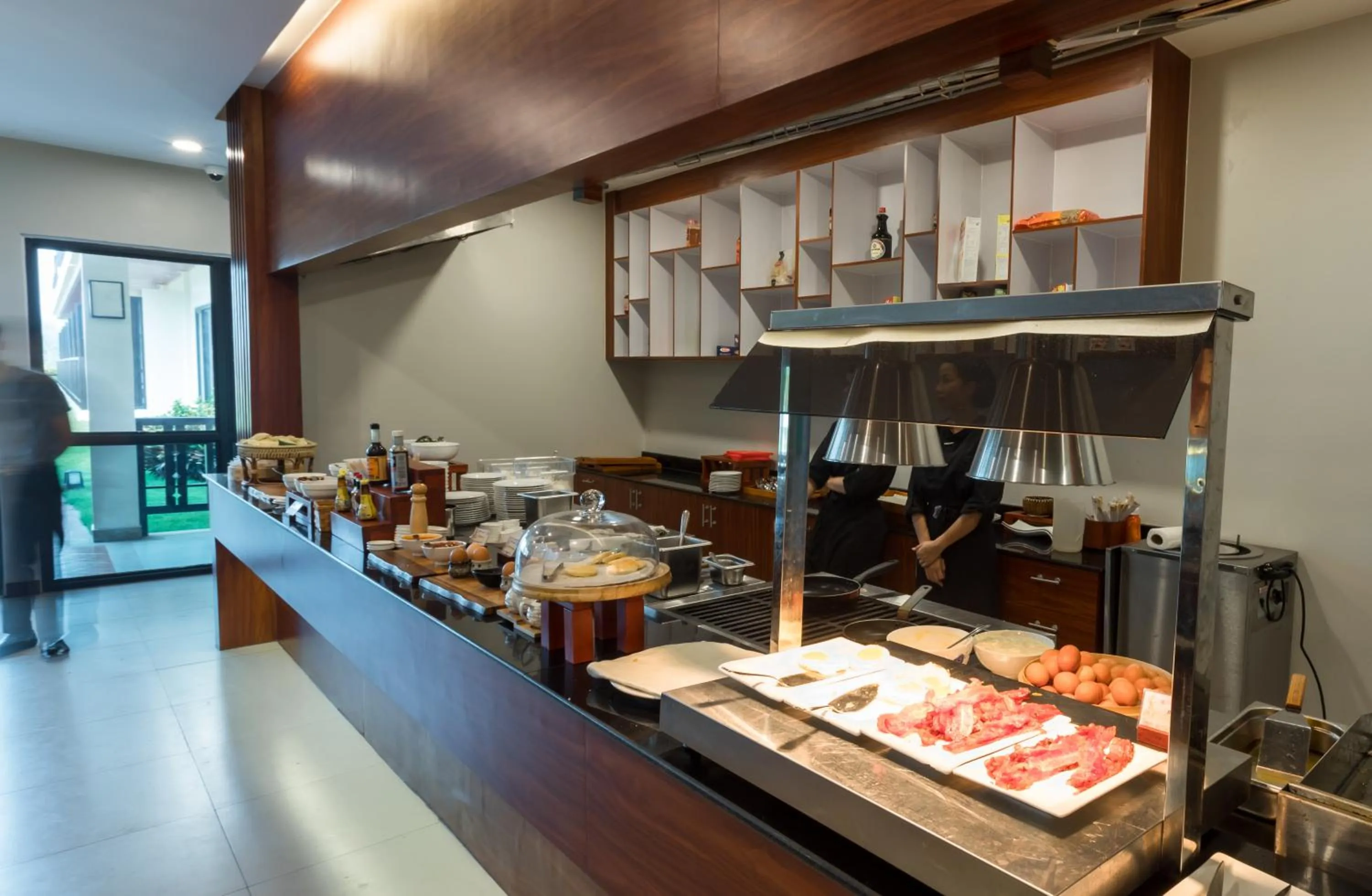 Buffet breakfast in Tmark Resort Vangvieng