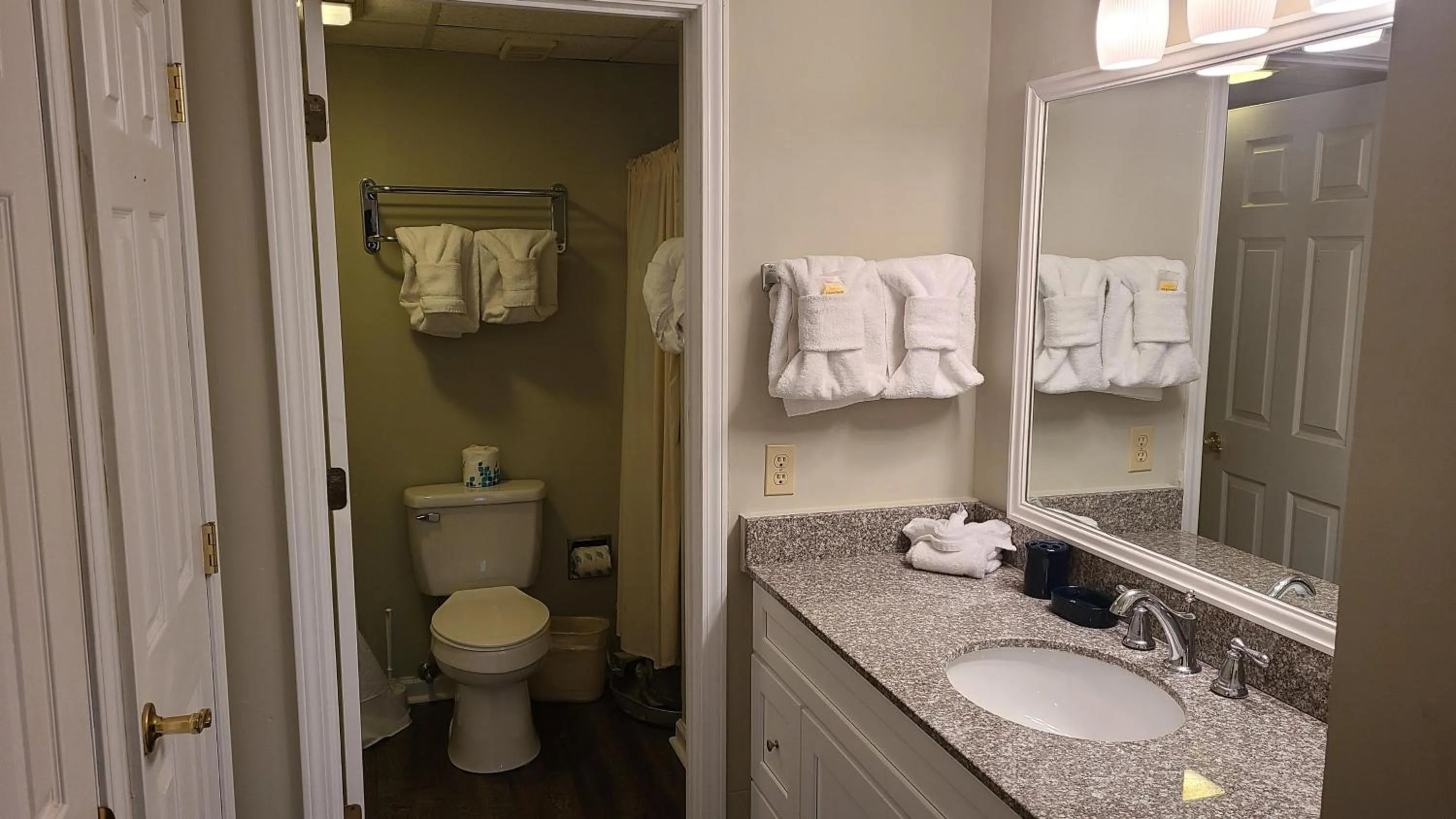 Gatlinburg Chateau Condo 506