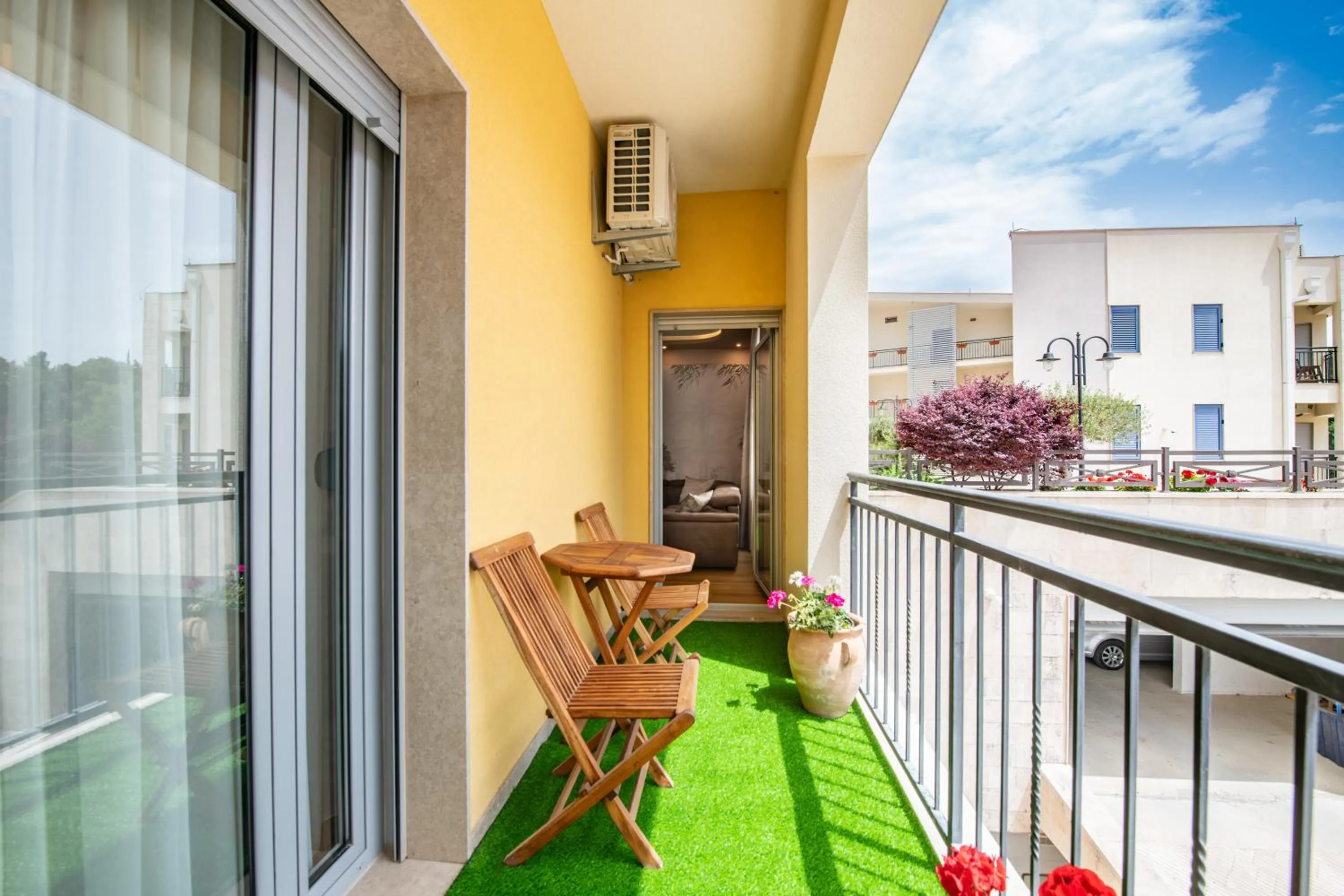 Property building in Apart hotel M S KATUNJANIN