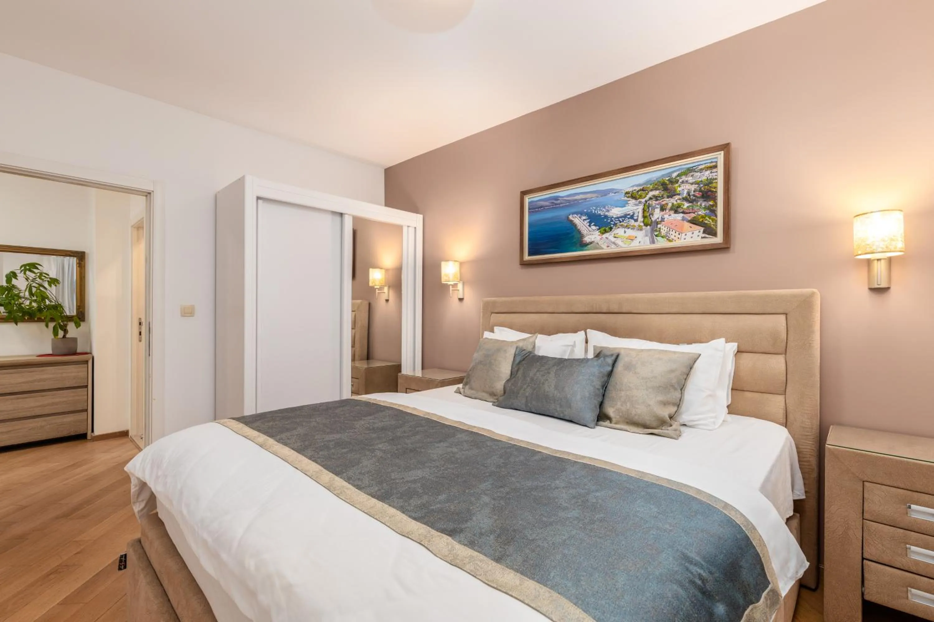 Bedroom, Bed in Apart hotel M S KATUNJANIN