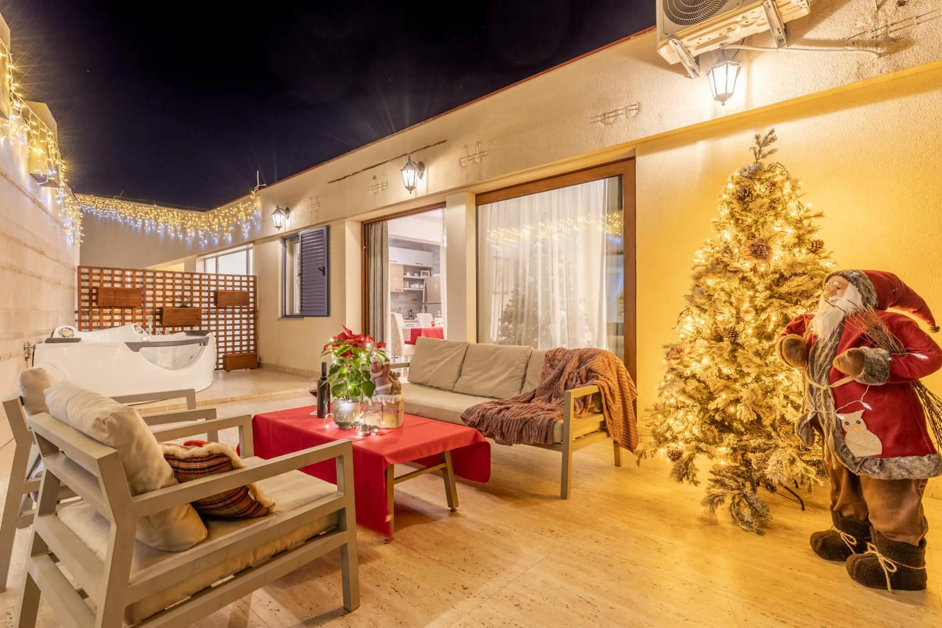 Balcony/Terrace in Apart hotel M S KATUNJANIN