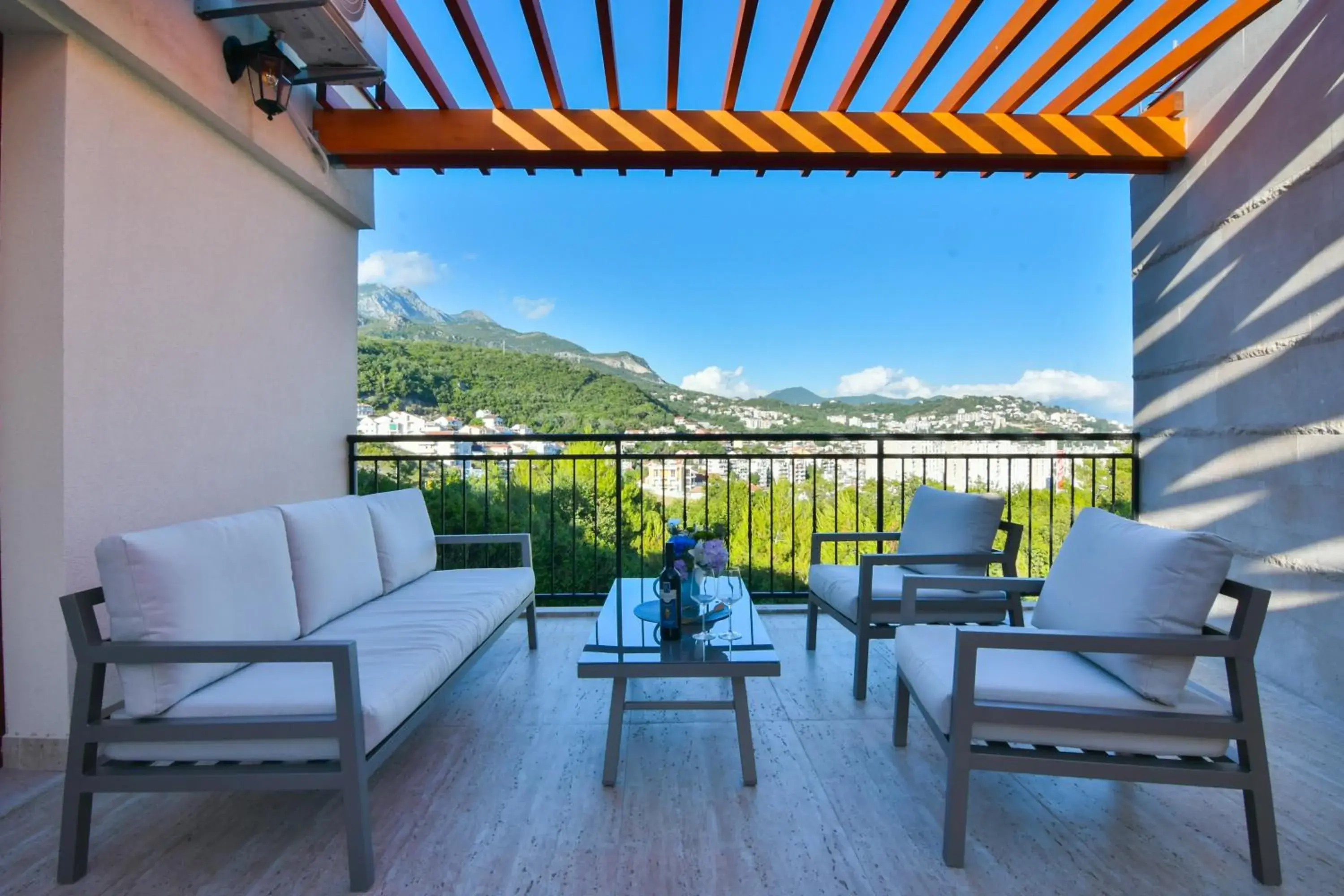 Deluxe Apartment in Apart hotel M S KATUNJANIN Deluxe Apartment in Apart hotel M S KATUNJANIN