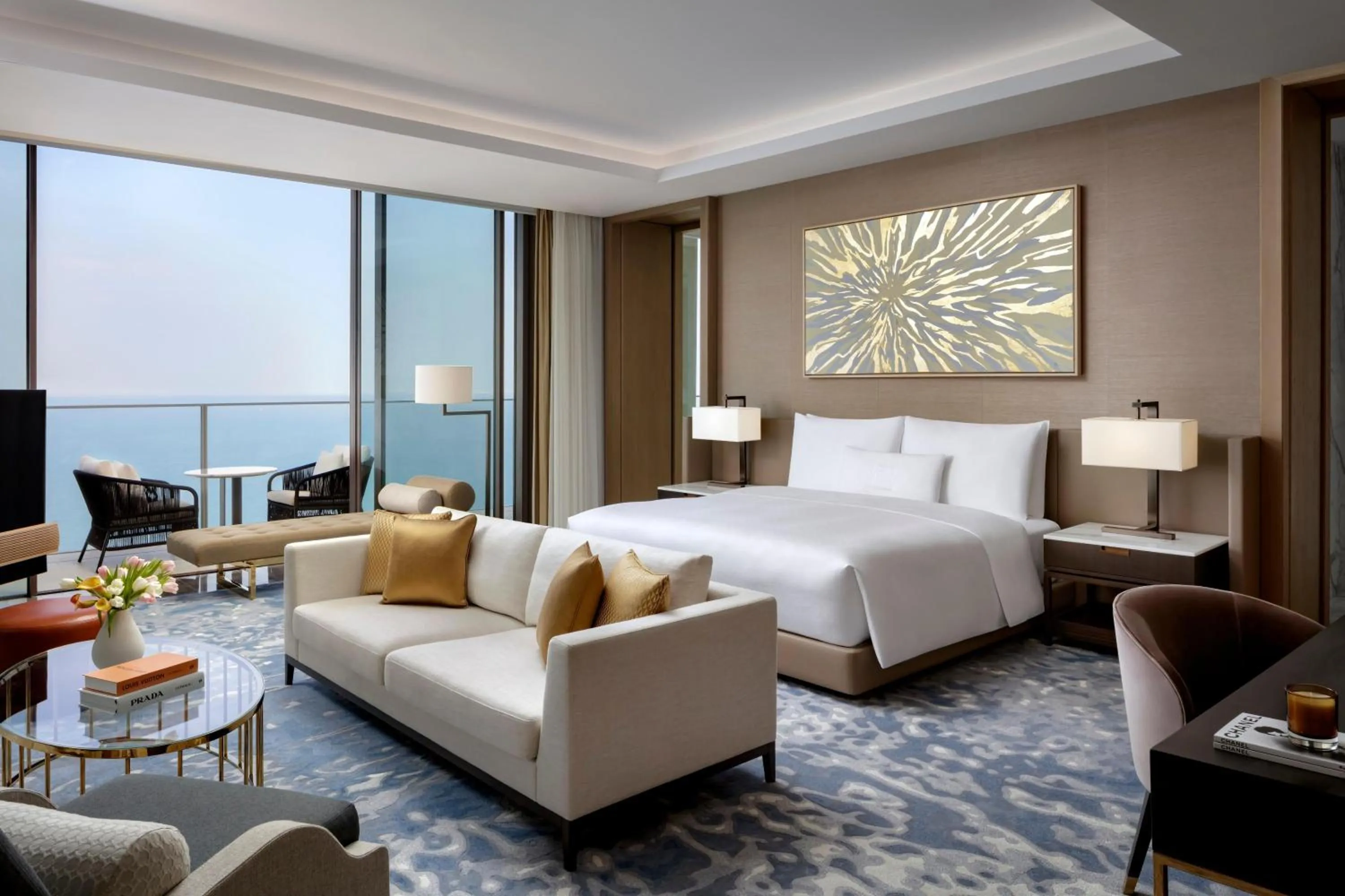 Bed in Atlantis The Royal