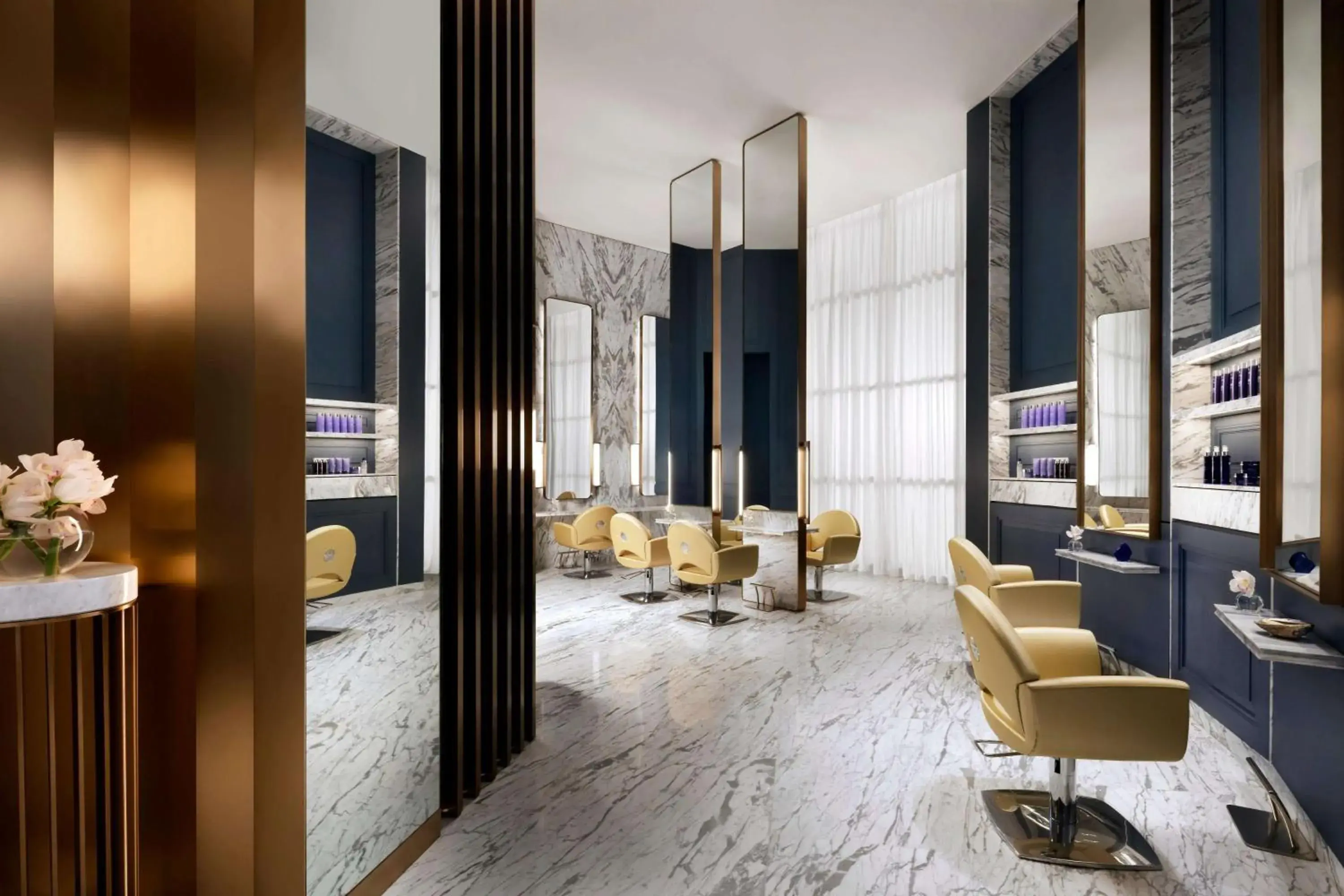 Property building in Atlantis The Royal Property building in Atlantis The Royal