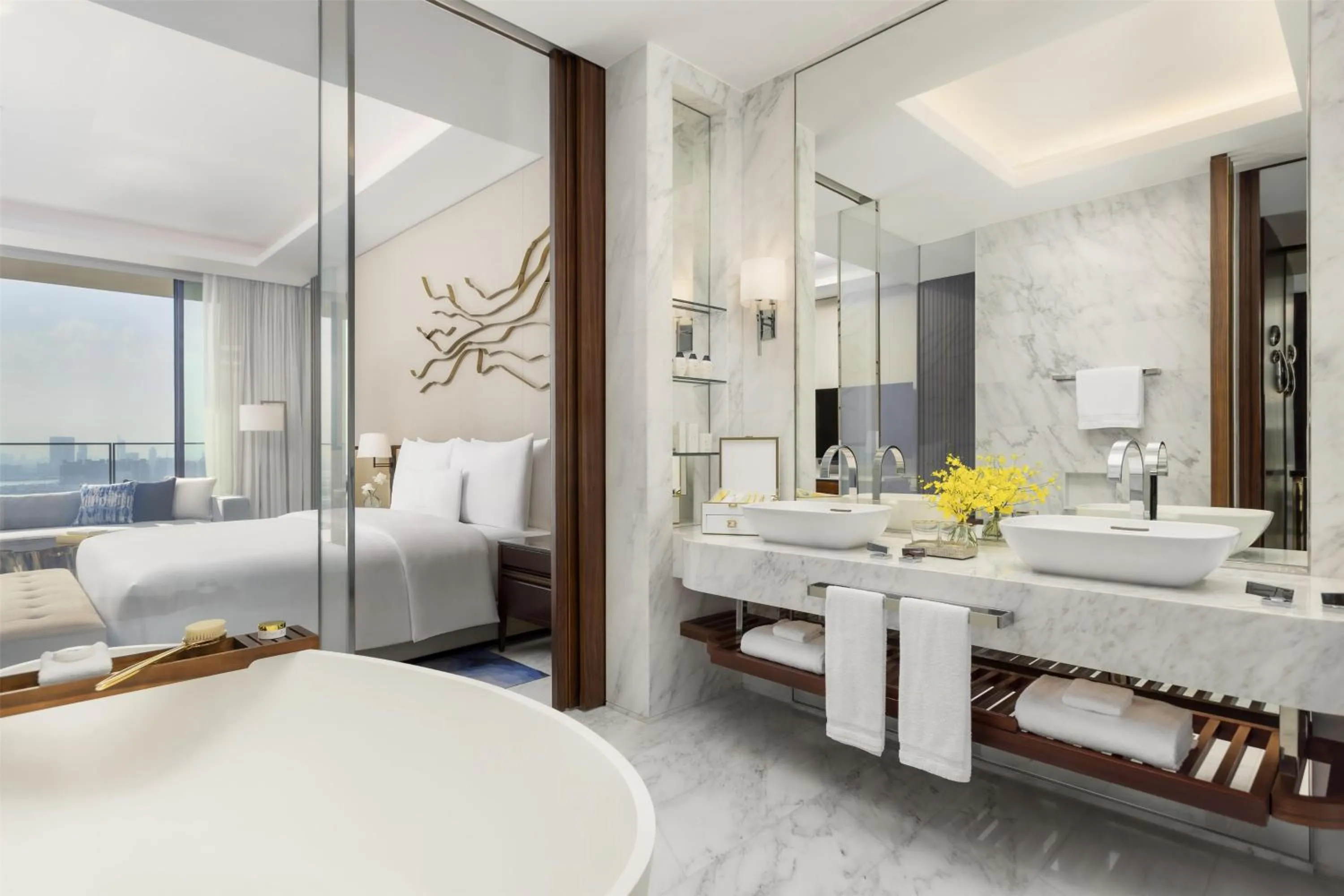 Bathroom, Bed in Atlantis The Royal