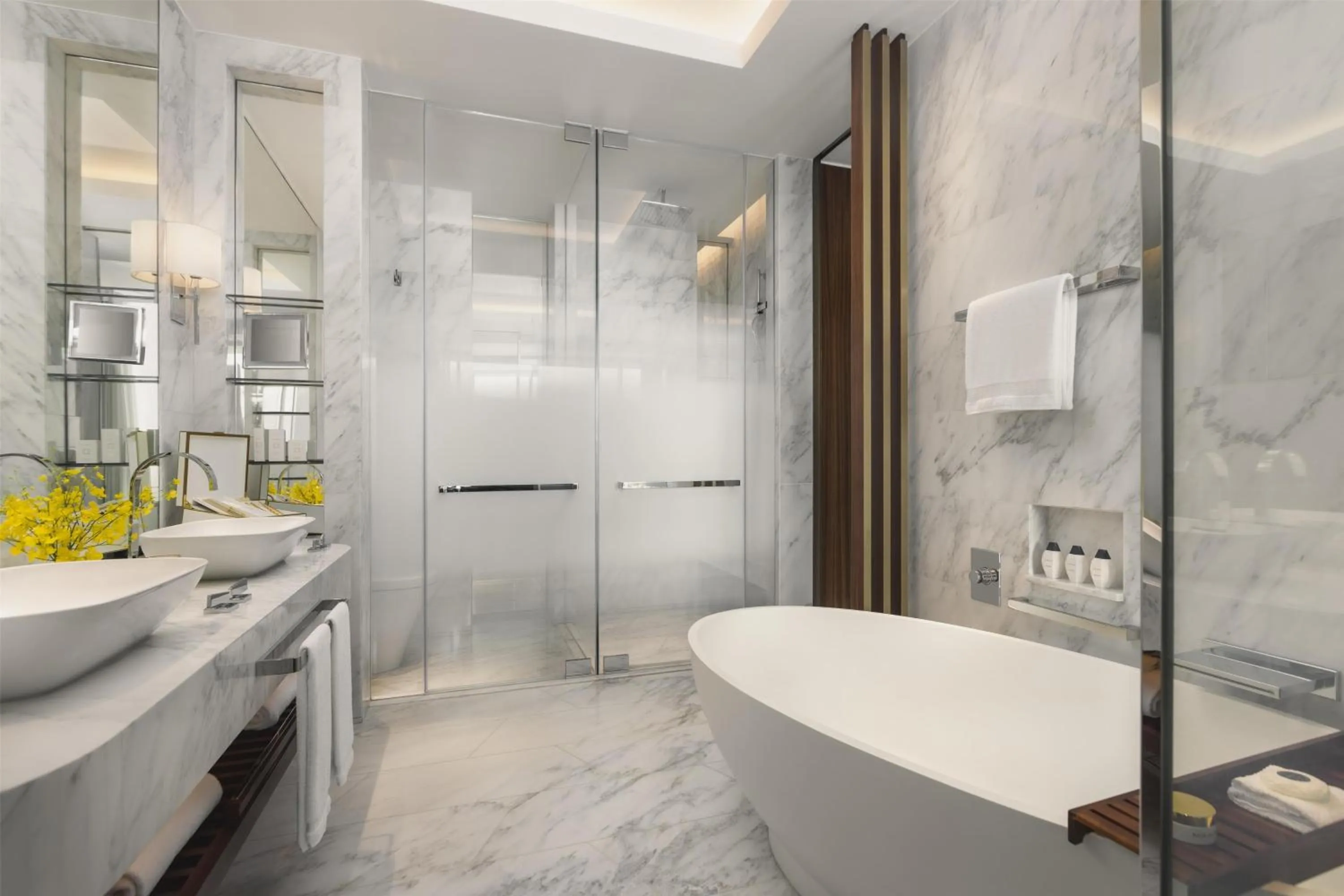 Bathroom in Atlantis The Royal