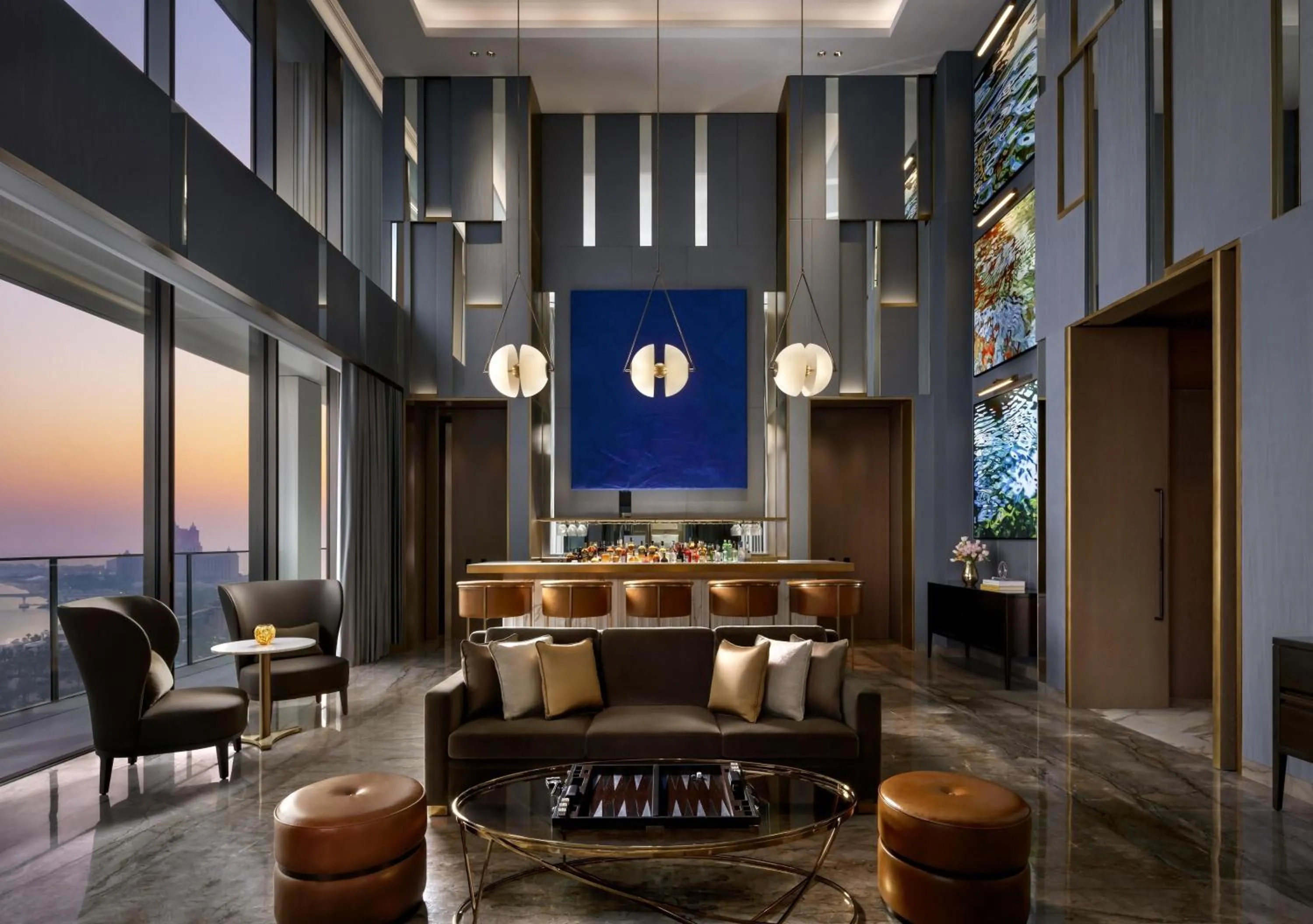 Other in Atlantis The Royal