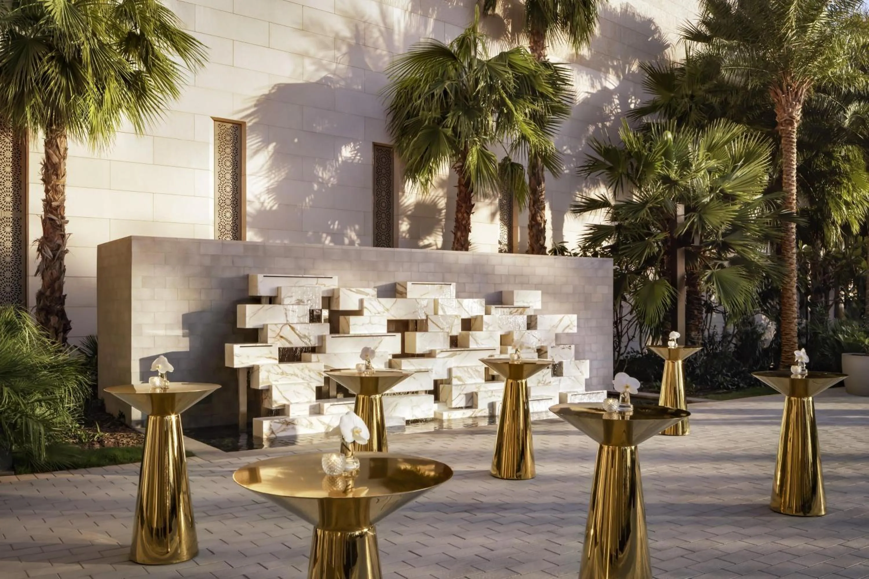 Property building in Atlantis The Royal