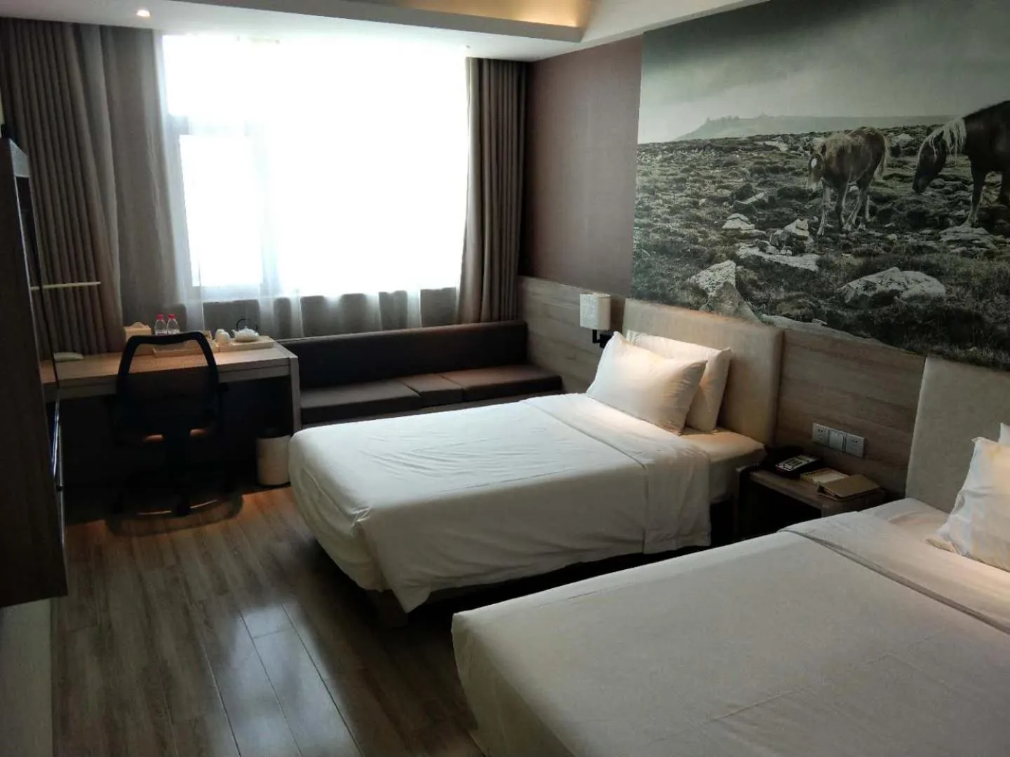 Bed in Atour Hotel (Taiyuan Zonggai Shifanqu)