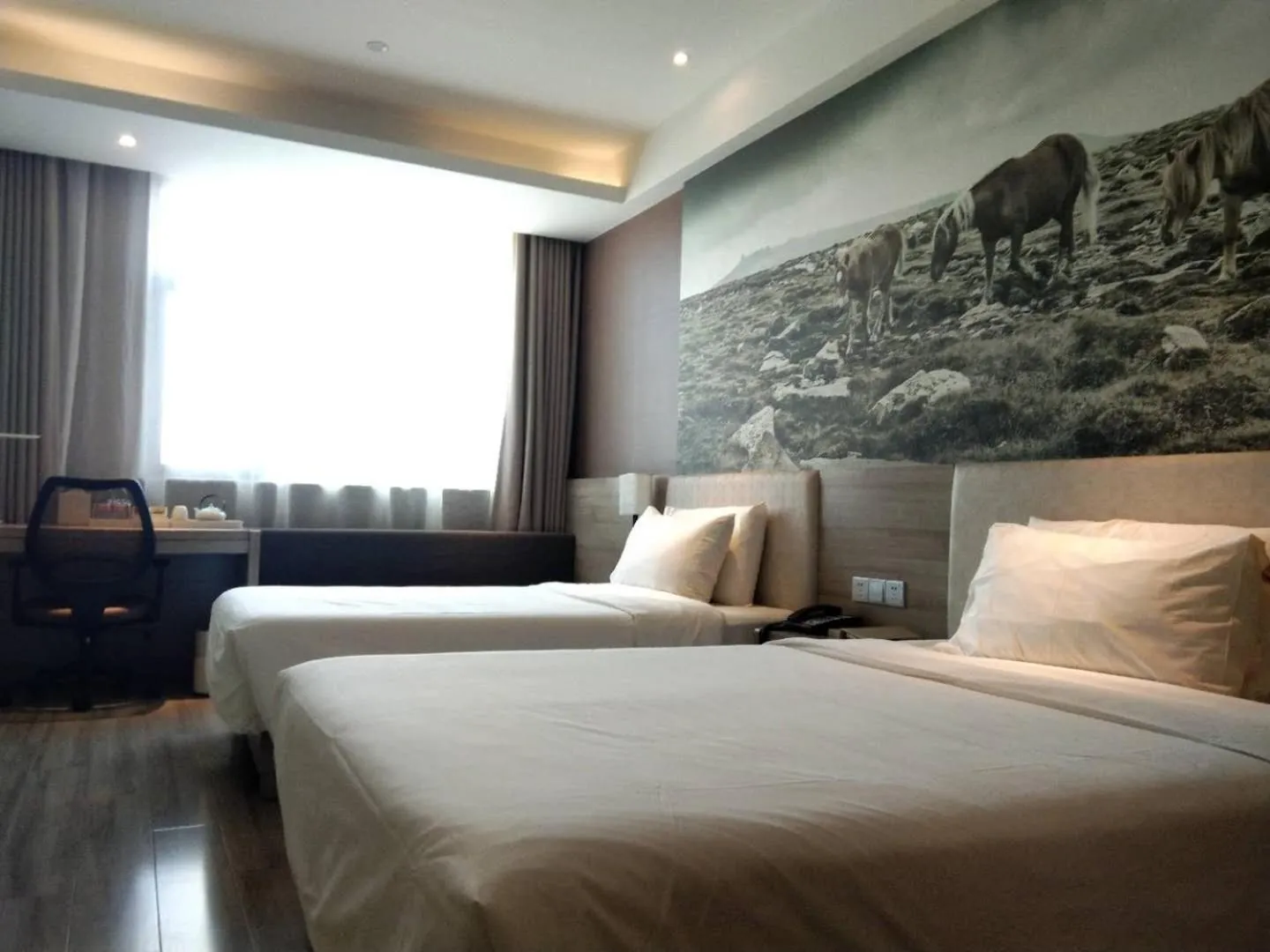 Bed in Atour Hotel (Taiyuan Zonggai Shifanqu)