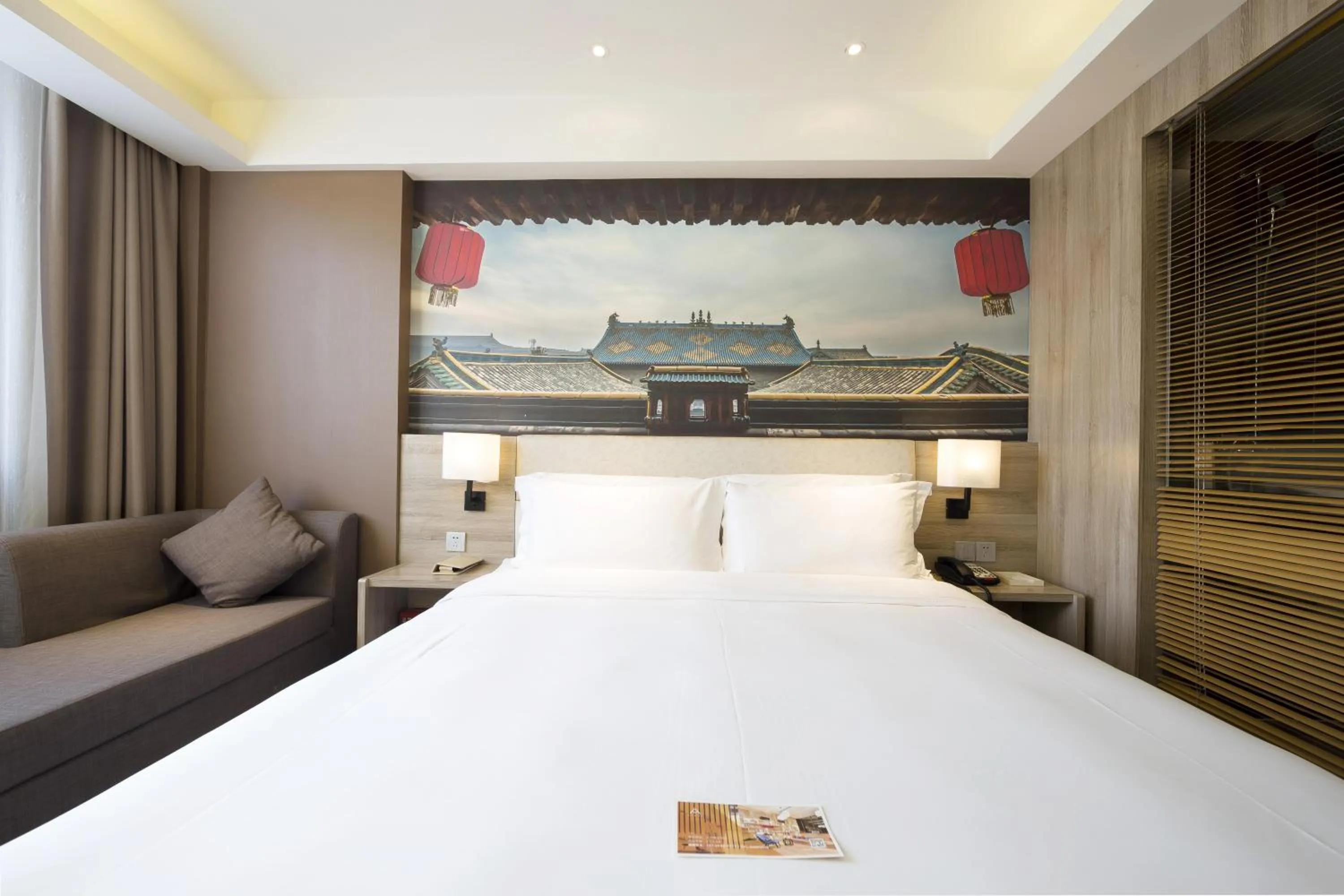 Bed in Atour Hotel (Taiyuan Zonggai Shifanqu)