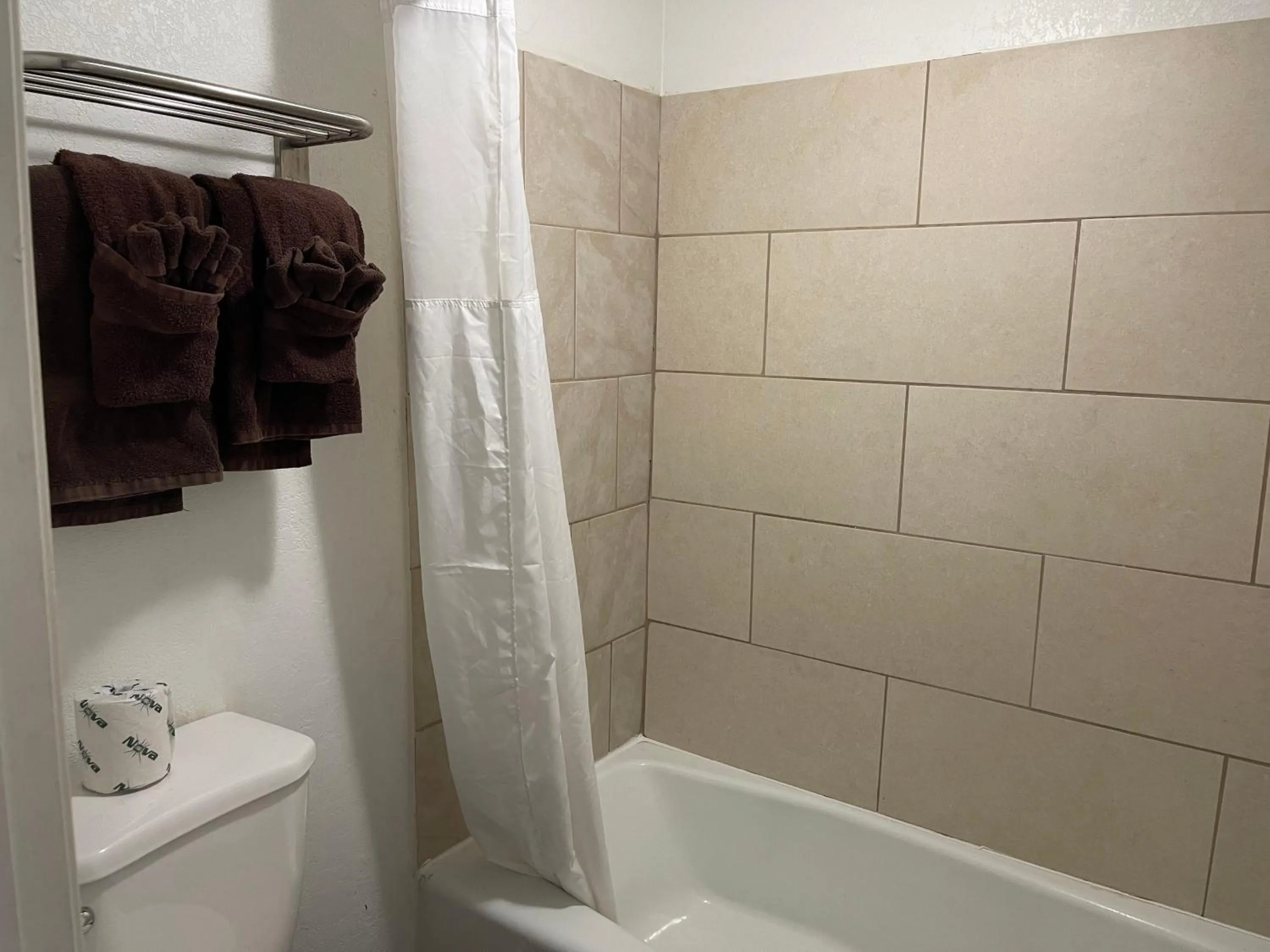 Hotel Eastin Atchison