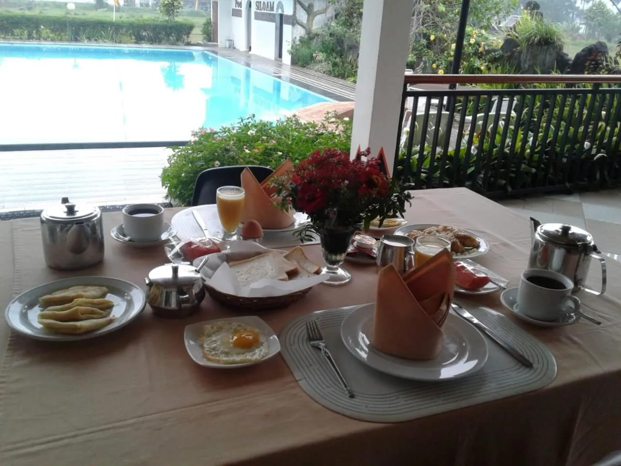 Breakfast in Toraja Torsina Hotel