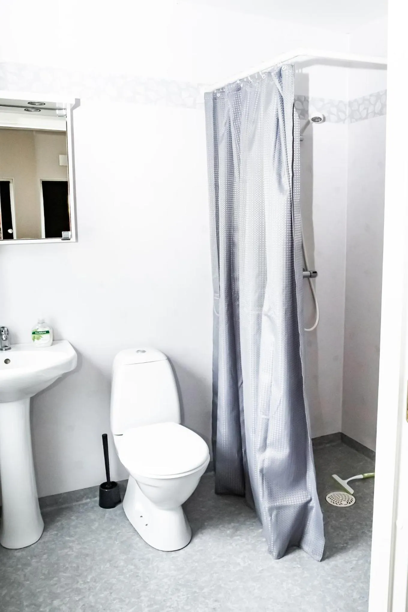 Shower in Spångholmen Bed & Breakfast AB