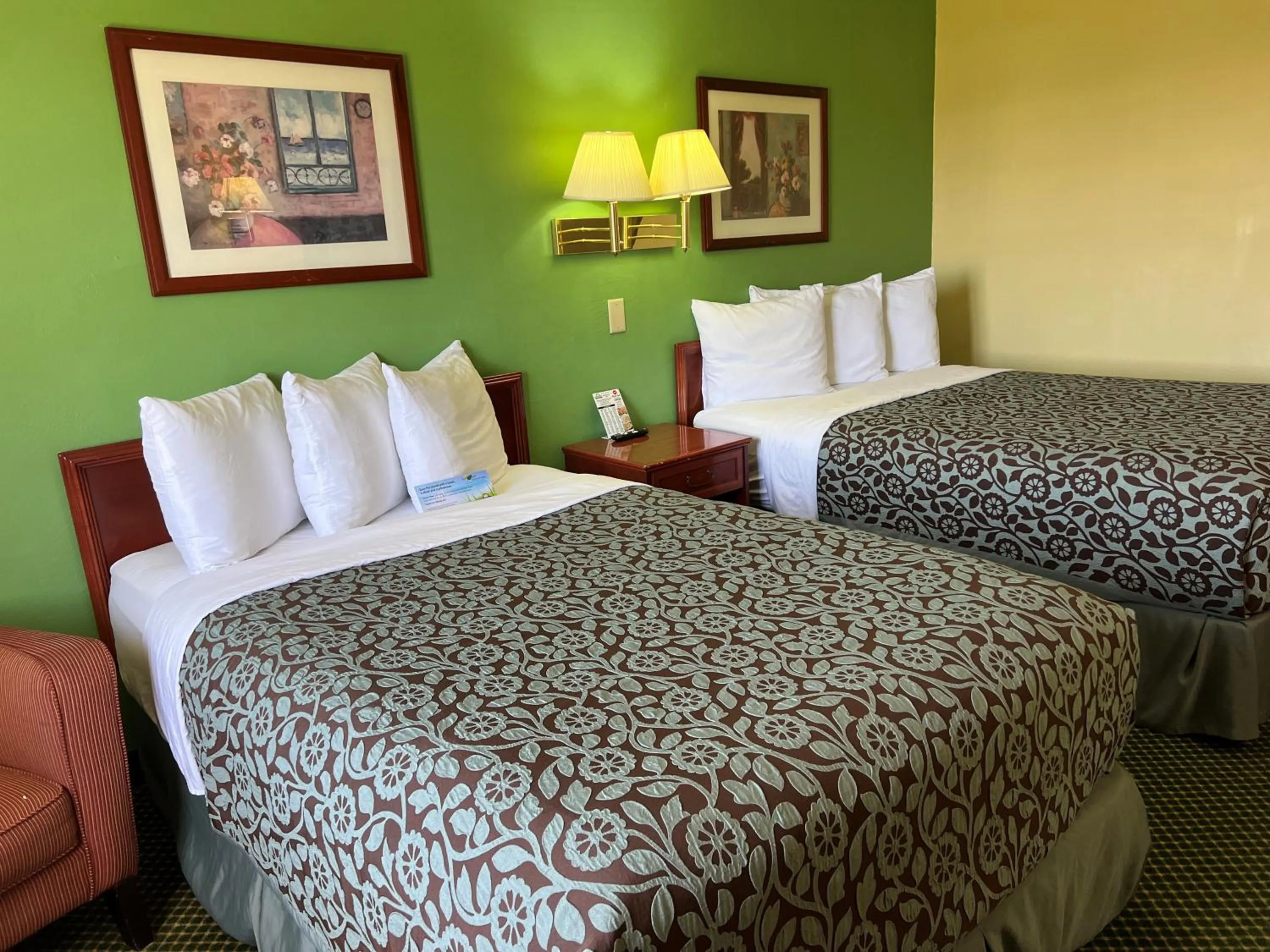 Bed in Days Inn by Wyndham Great Bend
