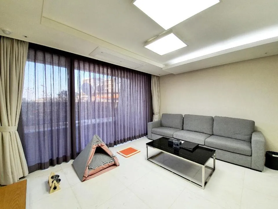 Pets in Seaside Arden