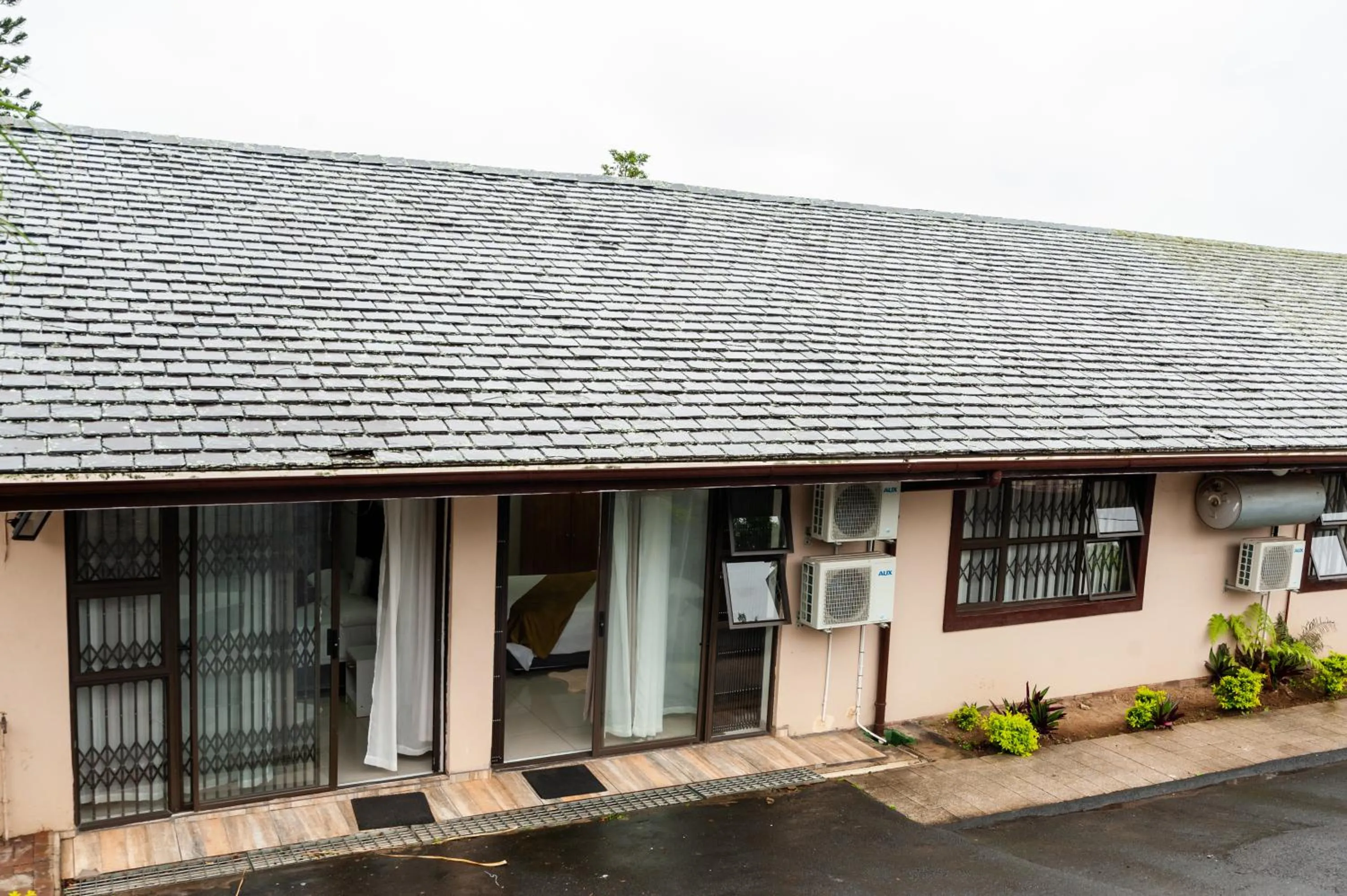 Property building in Nkosazana Guest House