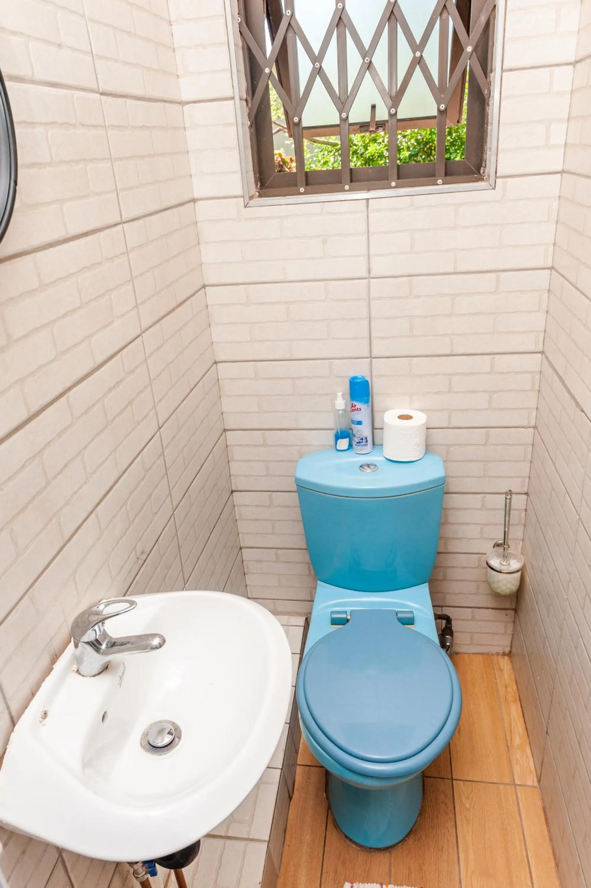 Toilet in Nkosazana Guest House