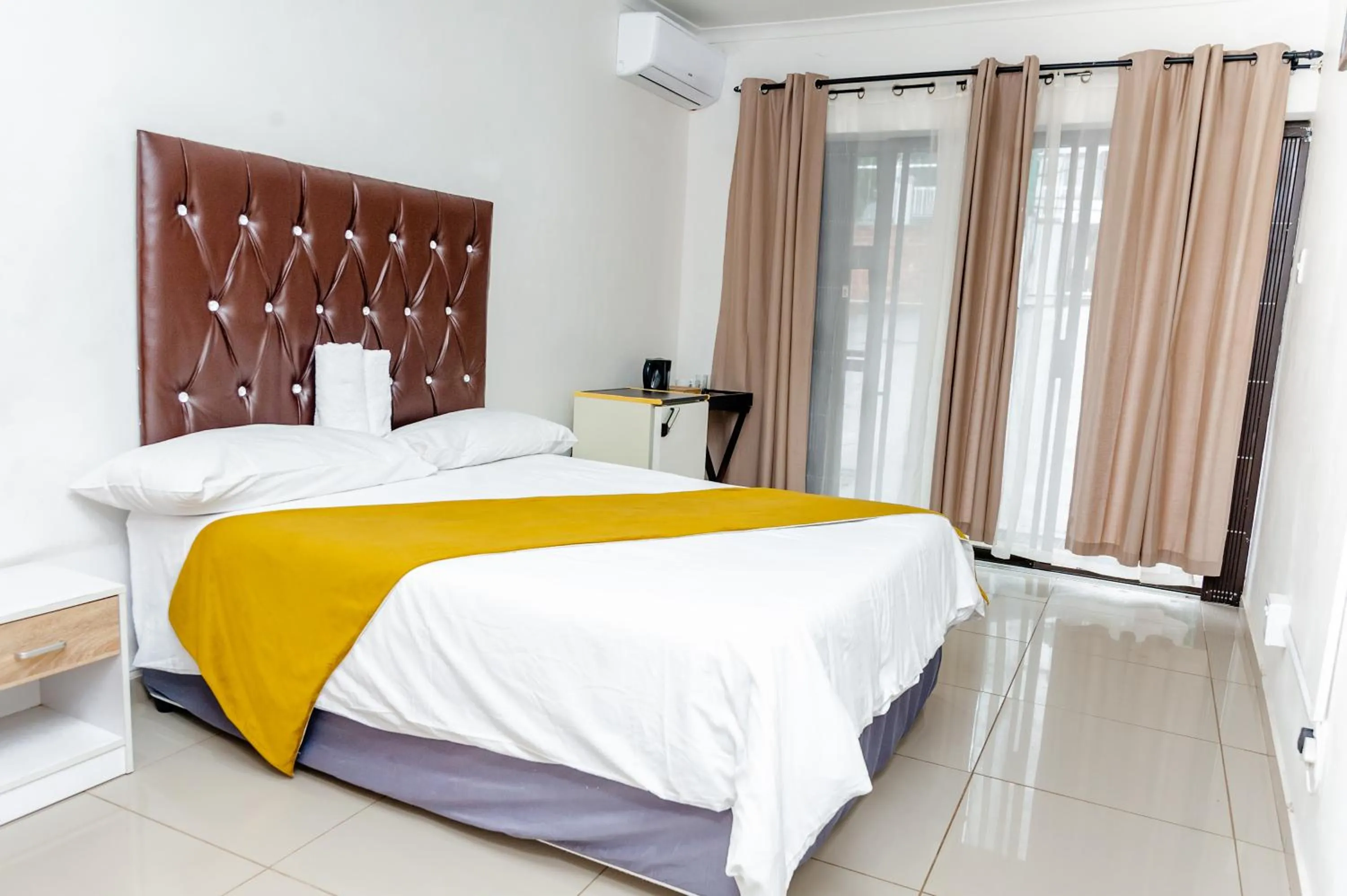 Photo of the whole room, Bed in Nkosazana Guest House