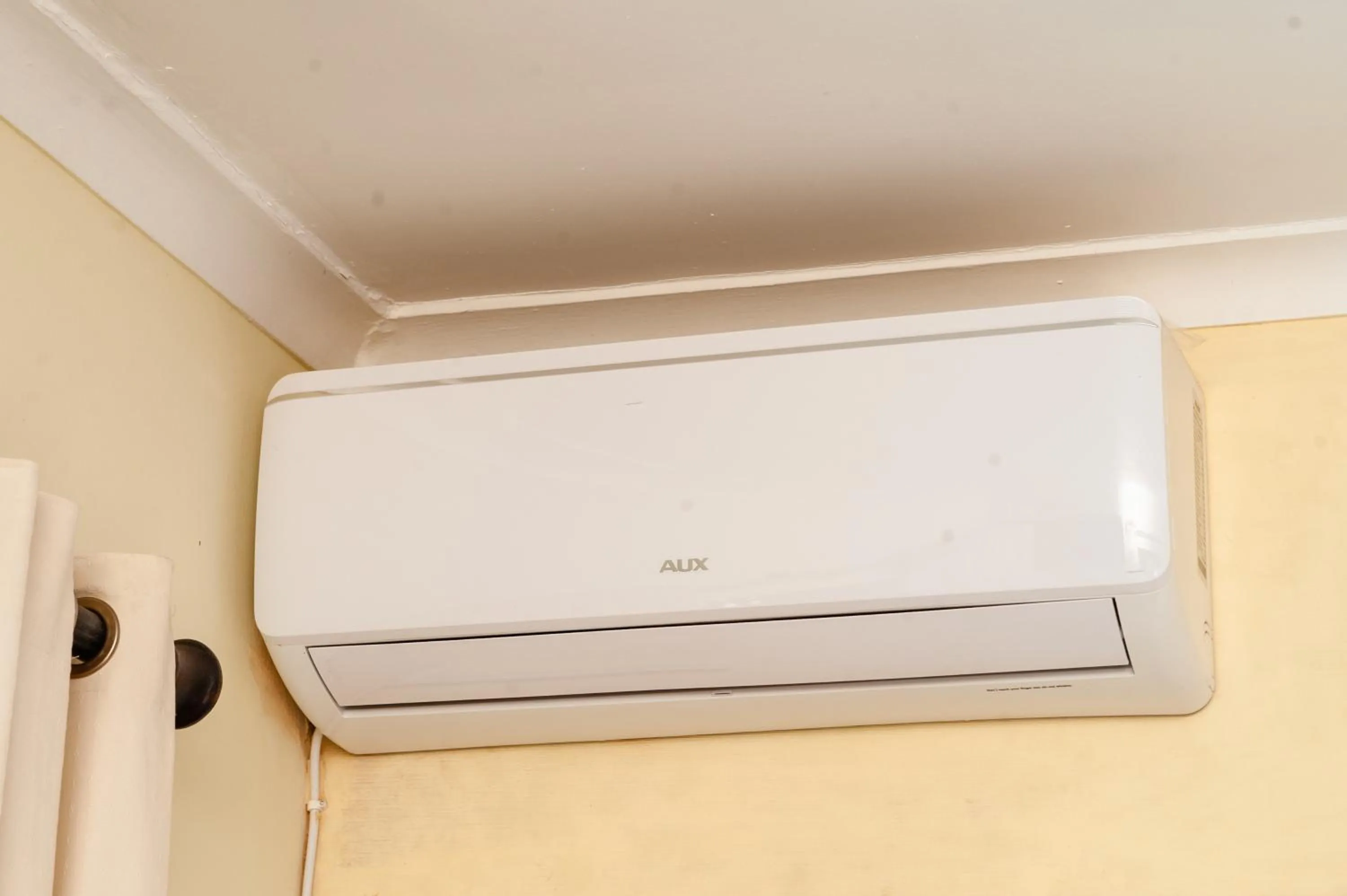 air conditioner in Nkosazana Guest House